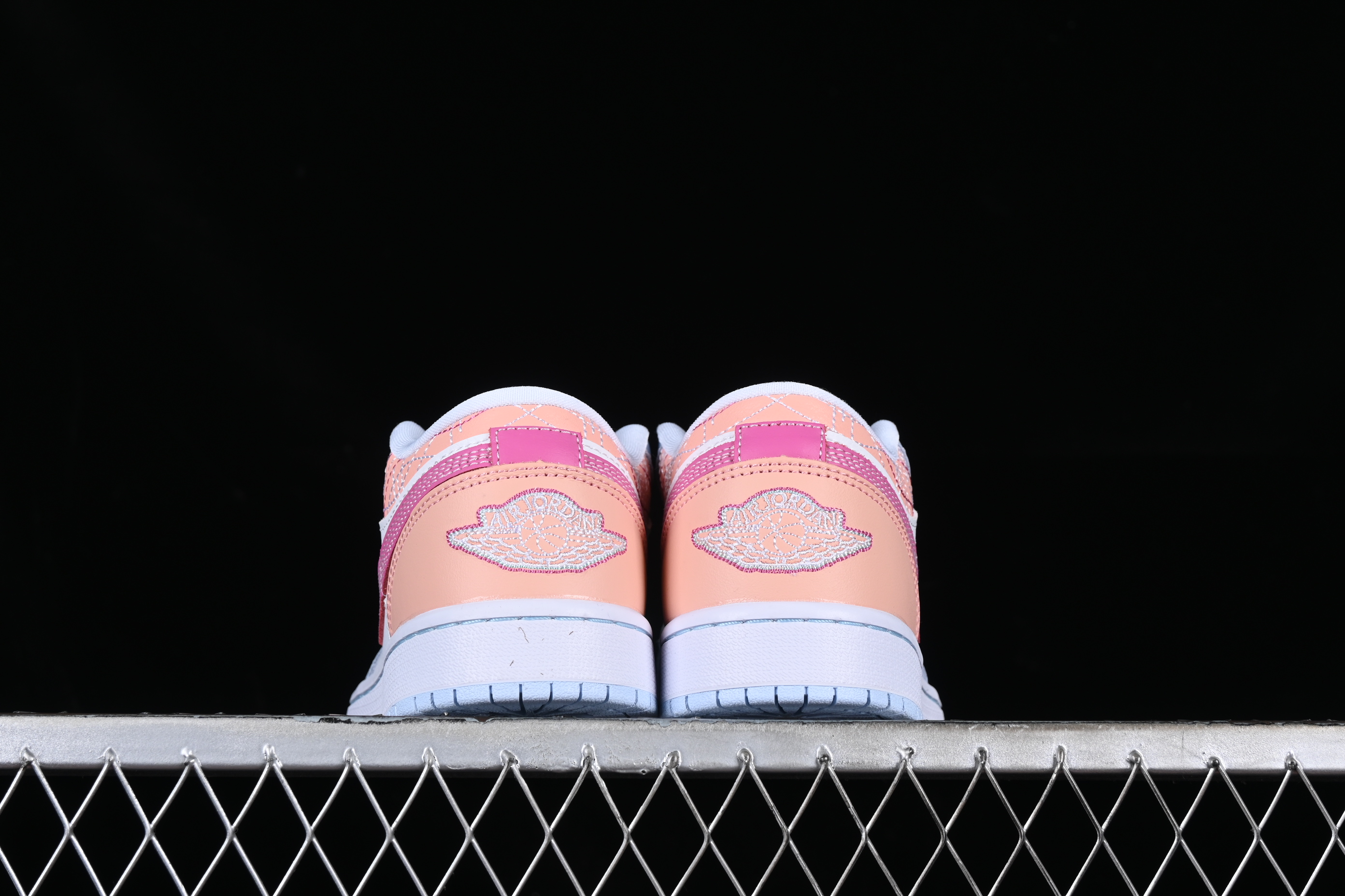 AJ1 low top