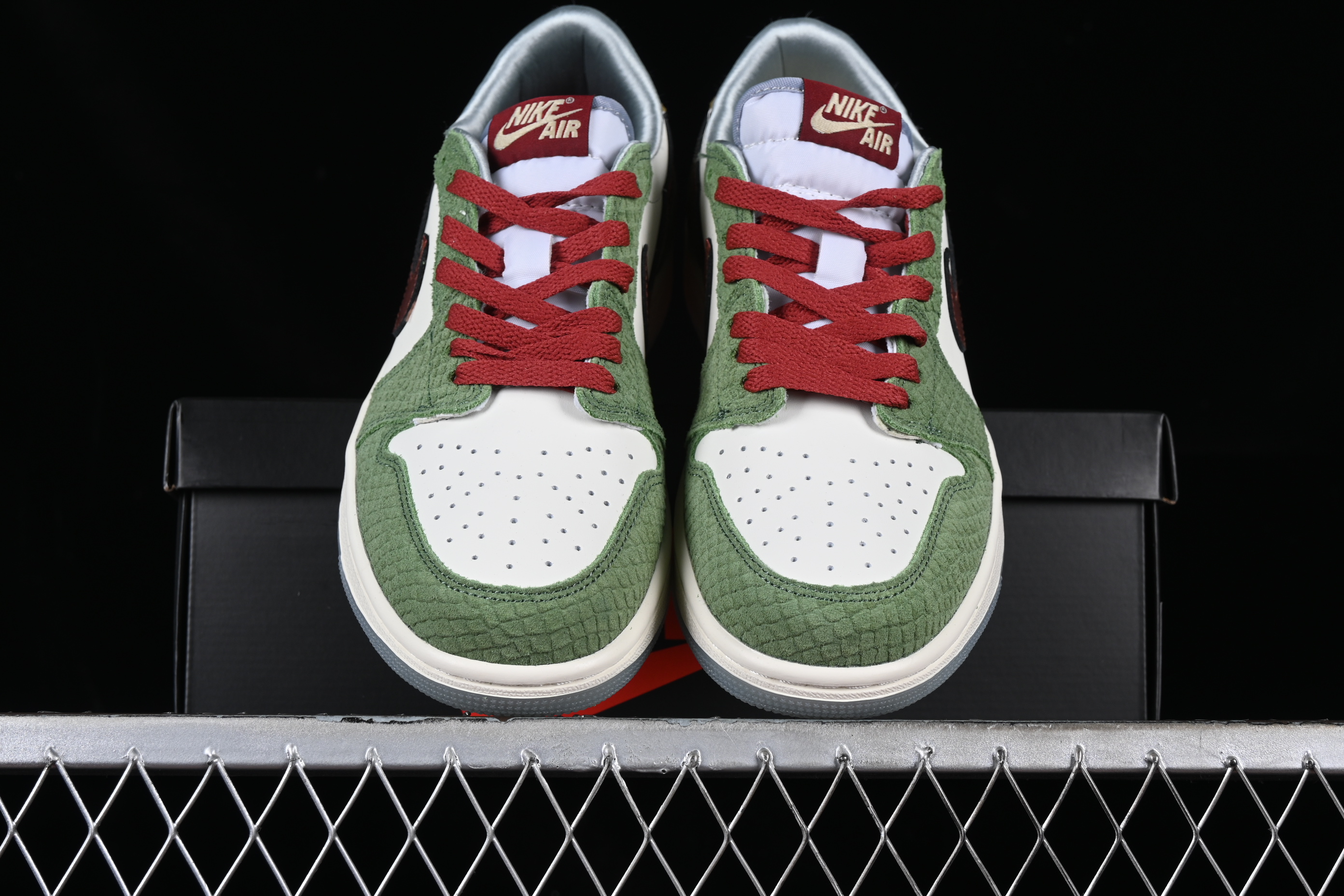 AJ1 low top