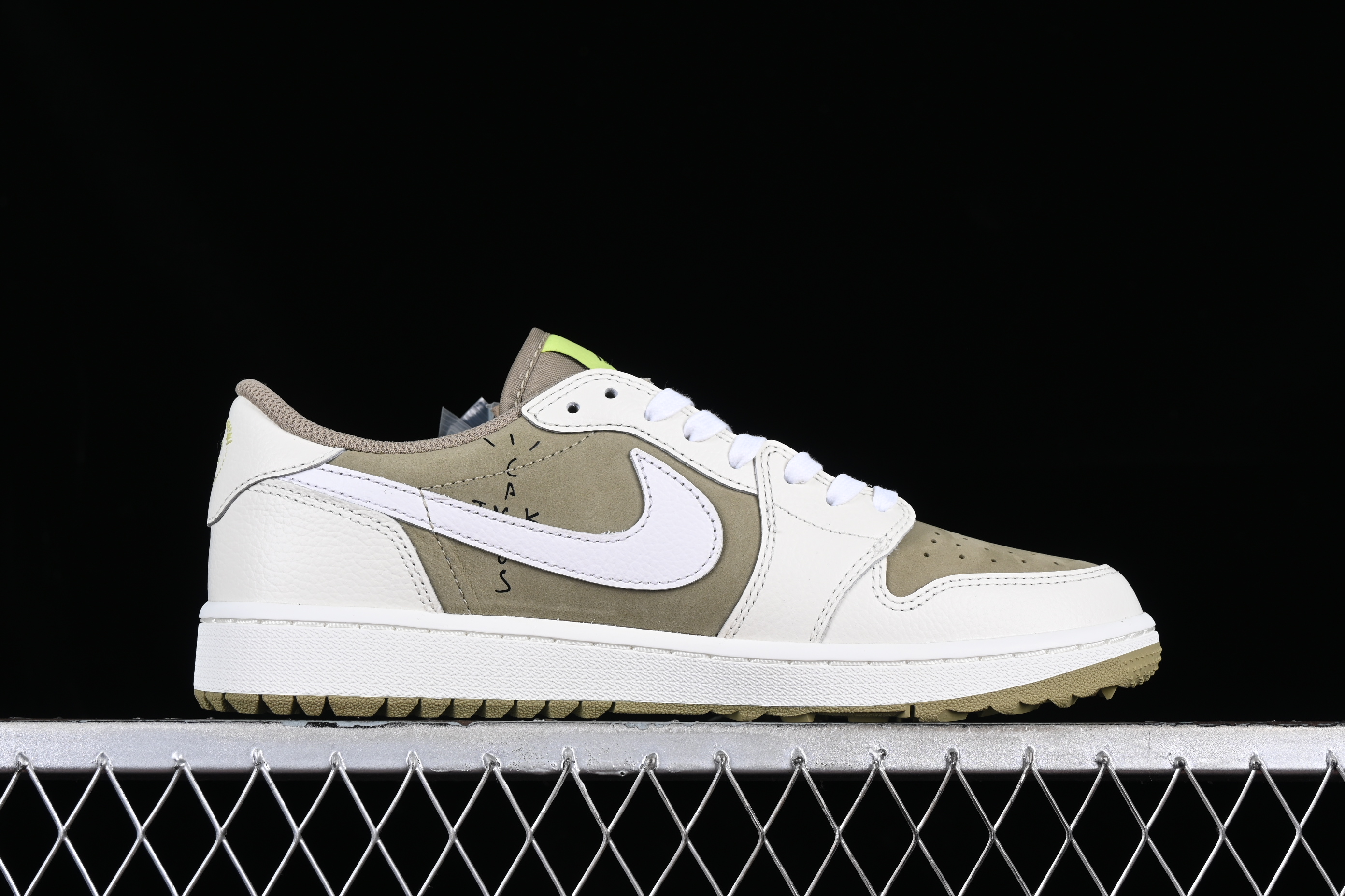AJ1 low top