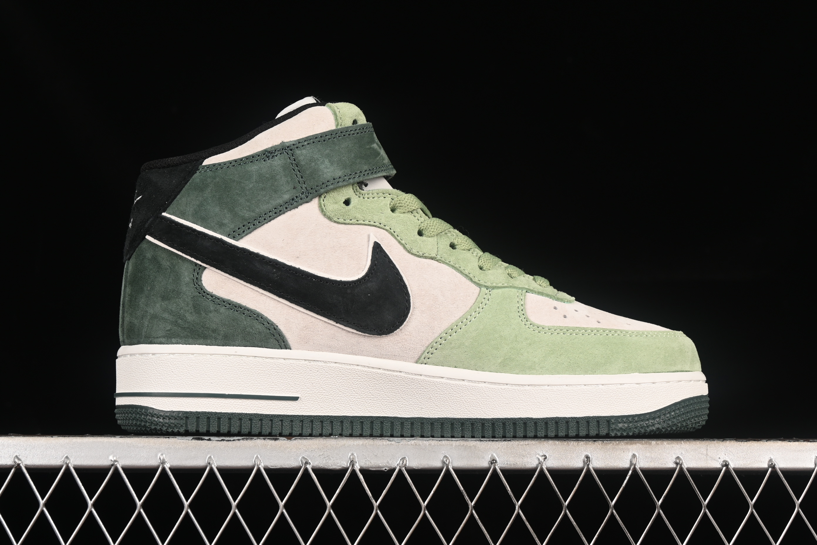 Nk Air Force 1'07 Mid Black Army Green Air Force One mid-top casual Sneakers
