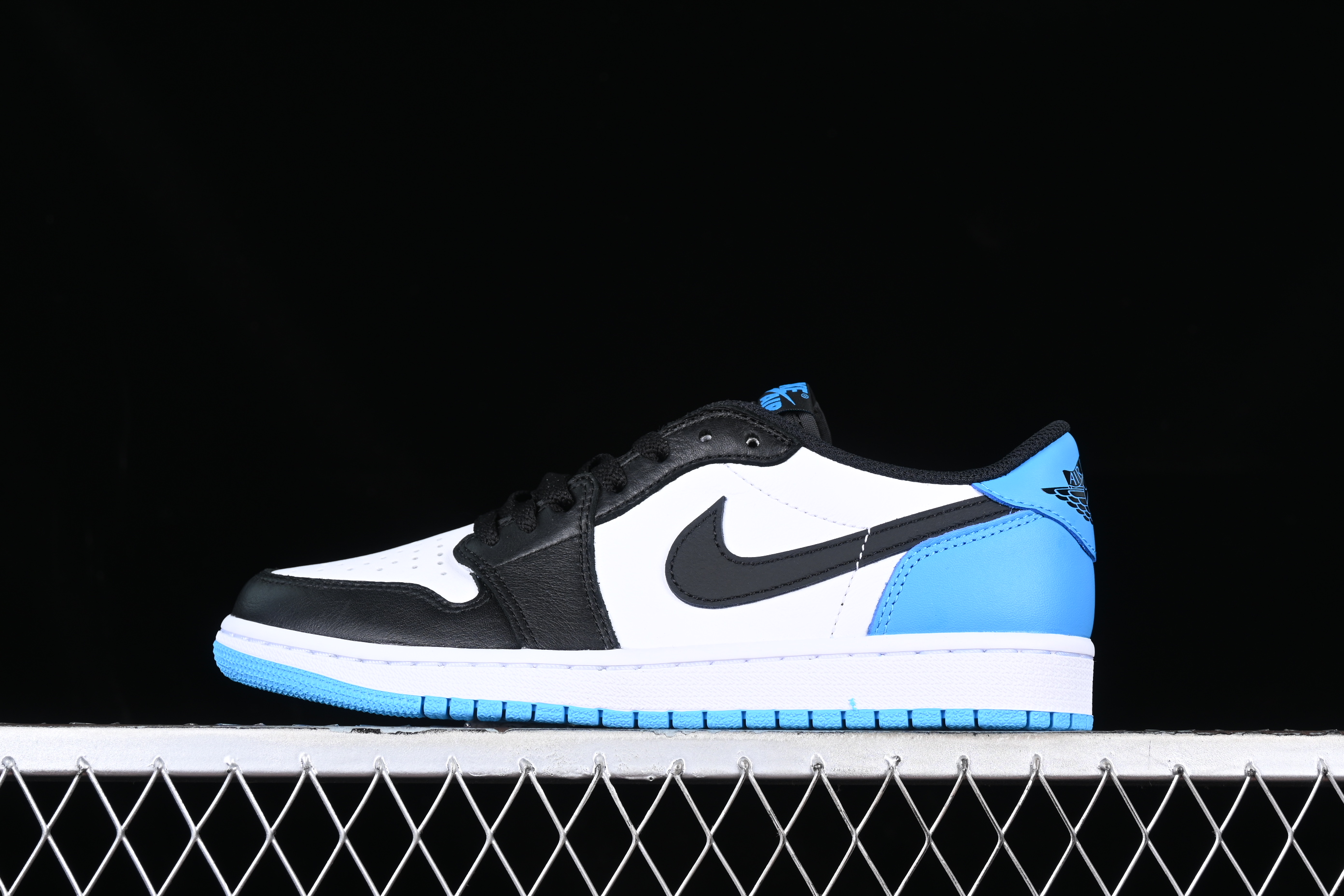 AJ1 low top