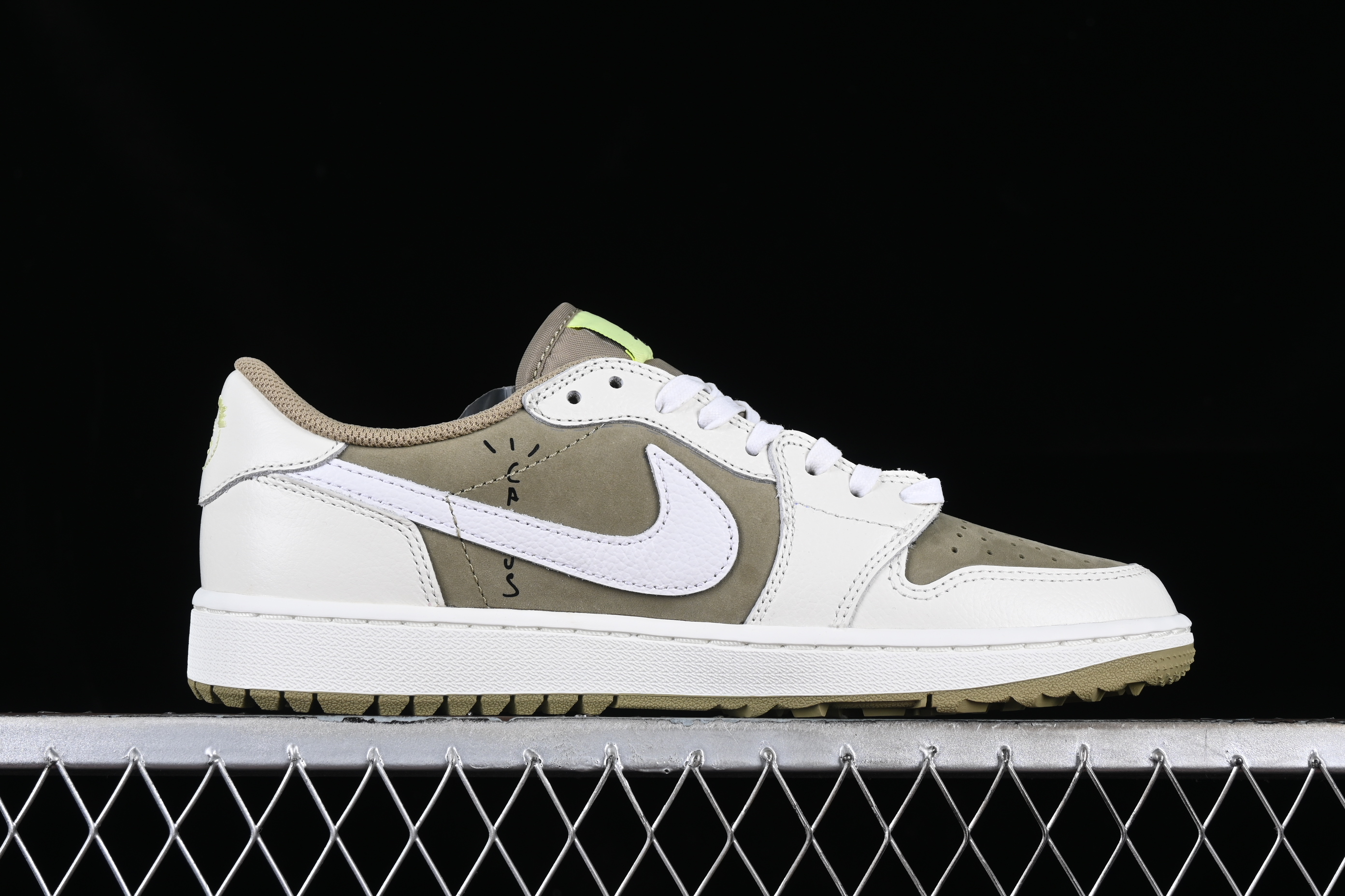 AJ1 low top