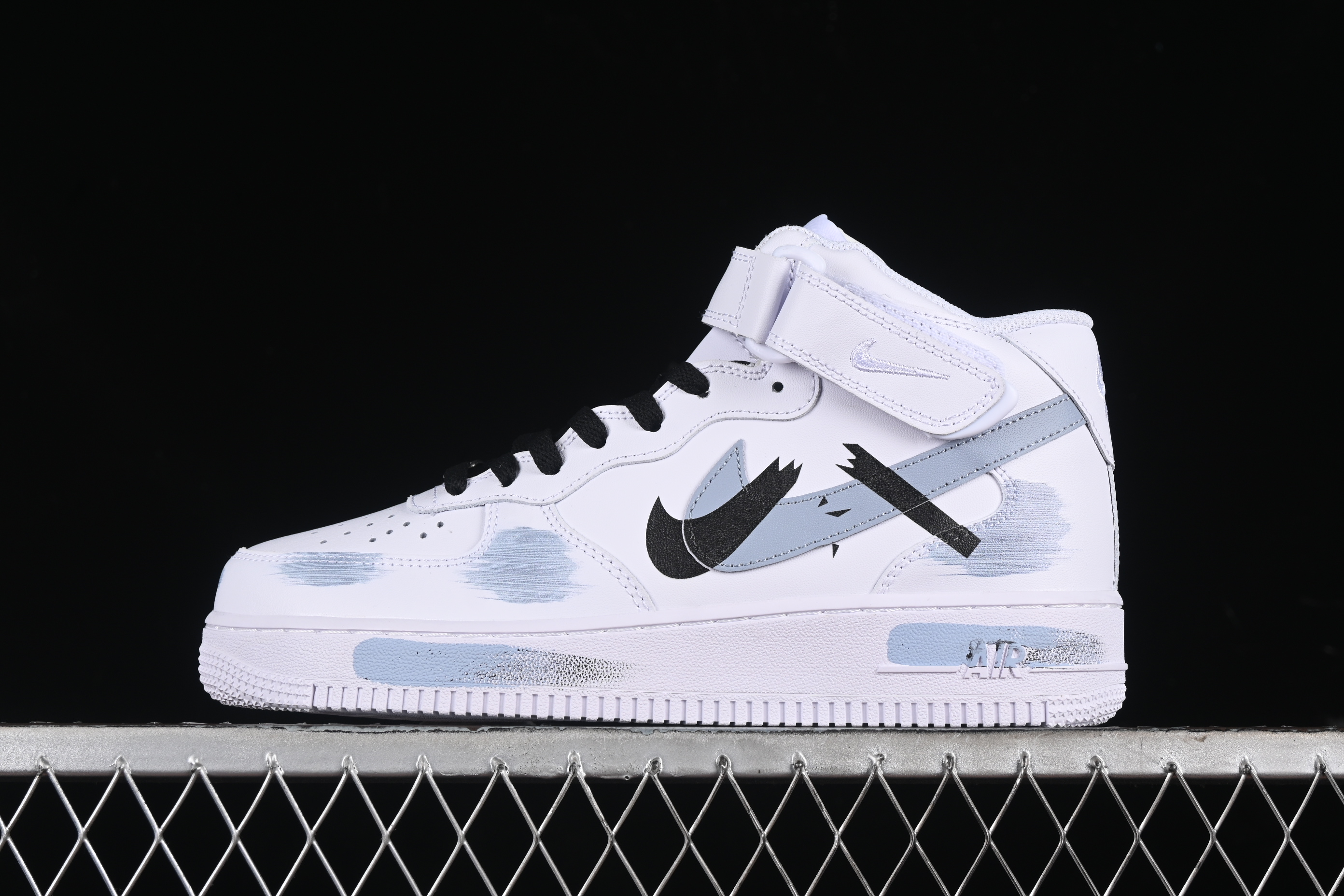 Nk Air Force 1 Mid hand-painted broken three-hook shadow spray-painted Air Force One Lace-up middle-top casual sneakers