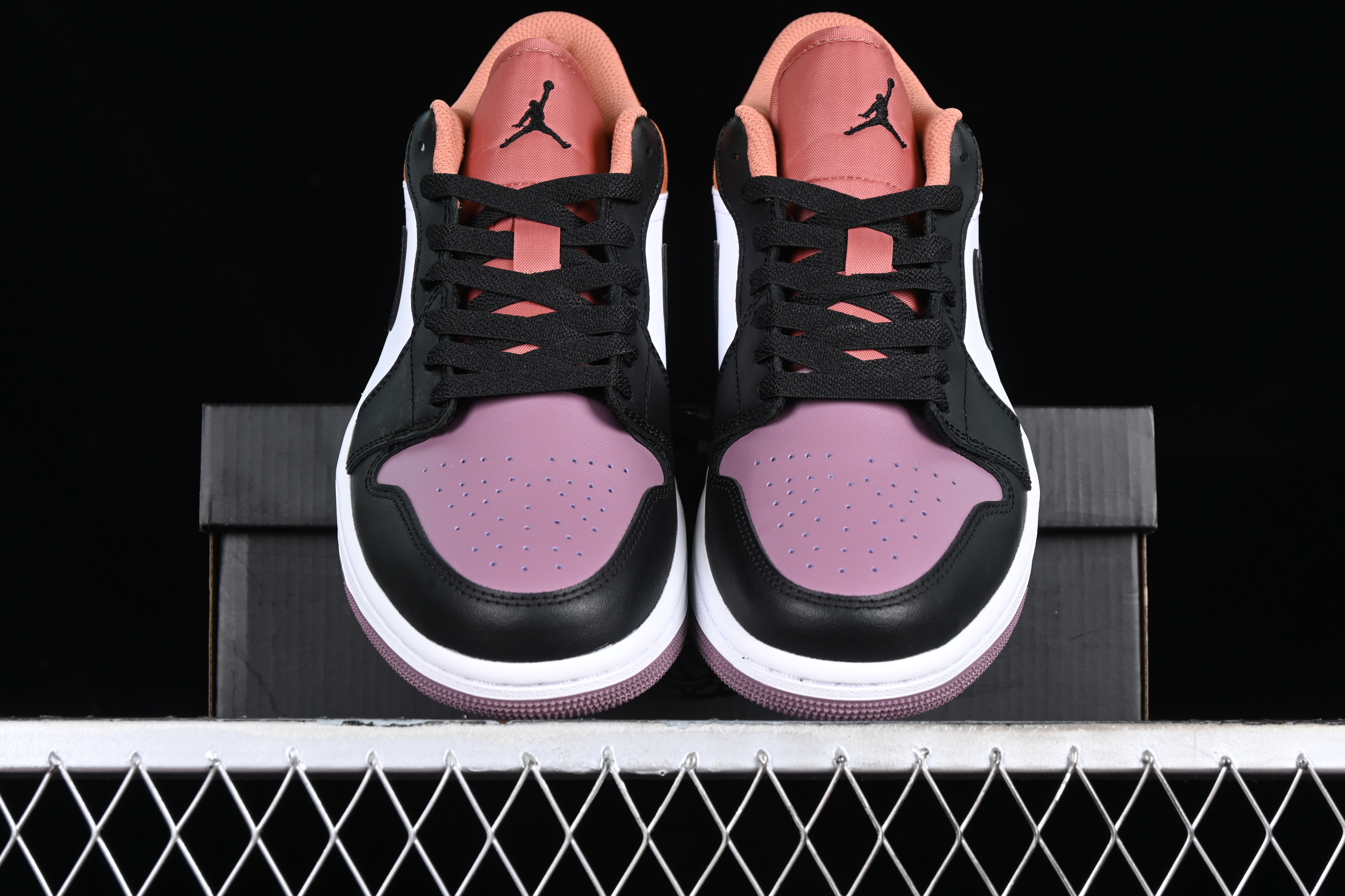 AJ1 low top