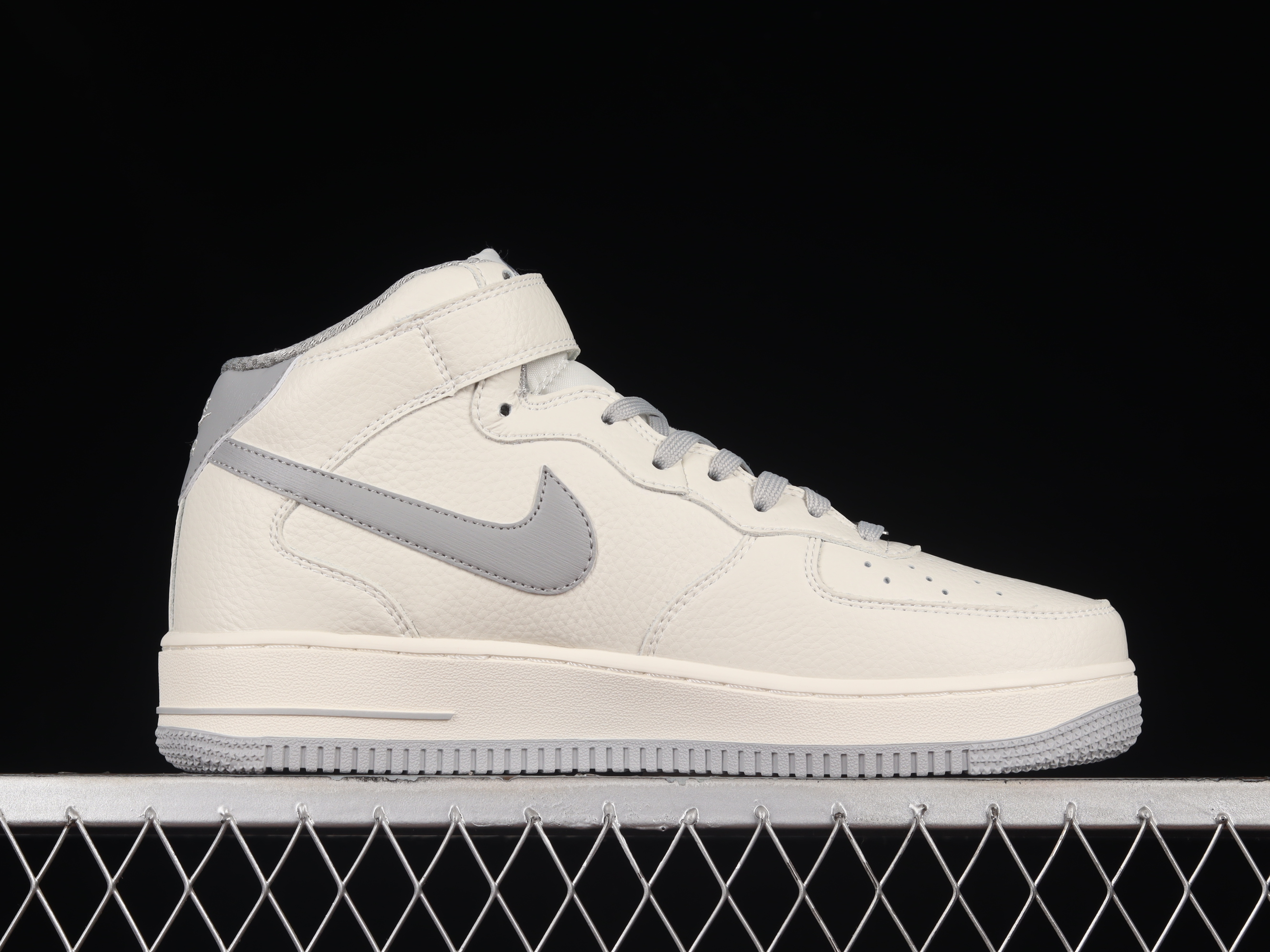 Nk Air Force 1'07 Mid beige silver-gray color Air Force One mid-top casual sneakers