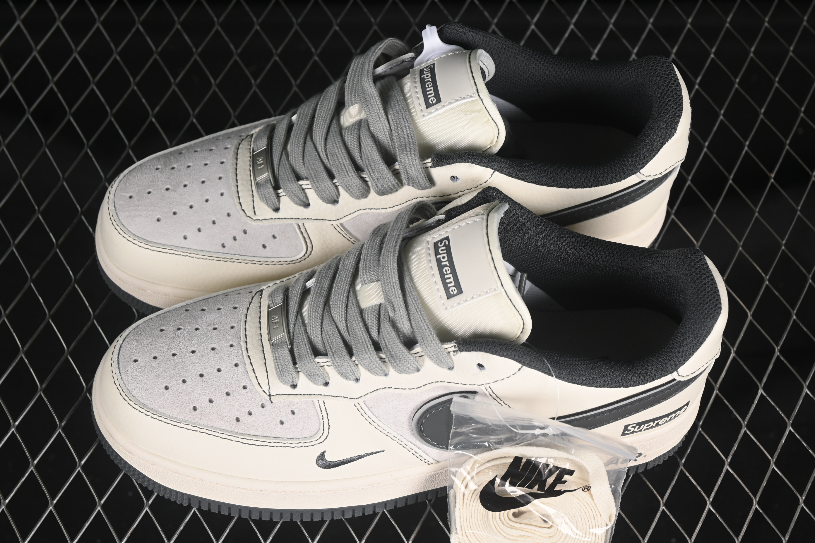Air Force 1'07 Low Supreme Collaboration Pig Eight Grey Base XZ6188-367 36-45