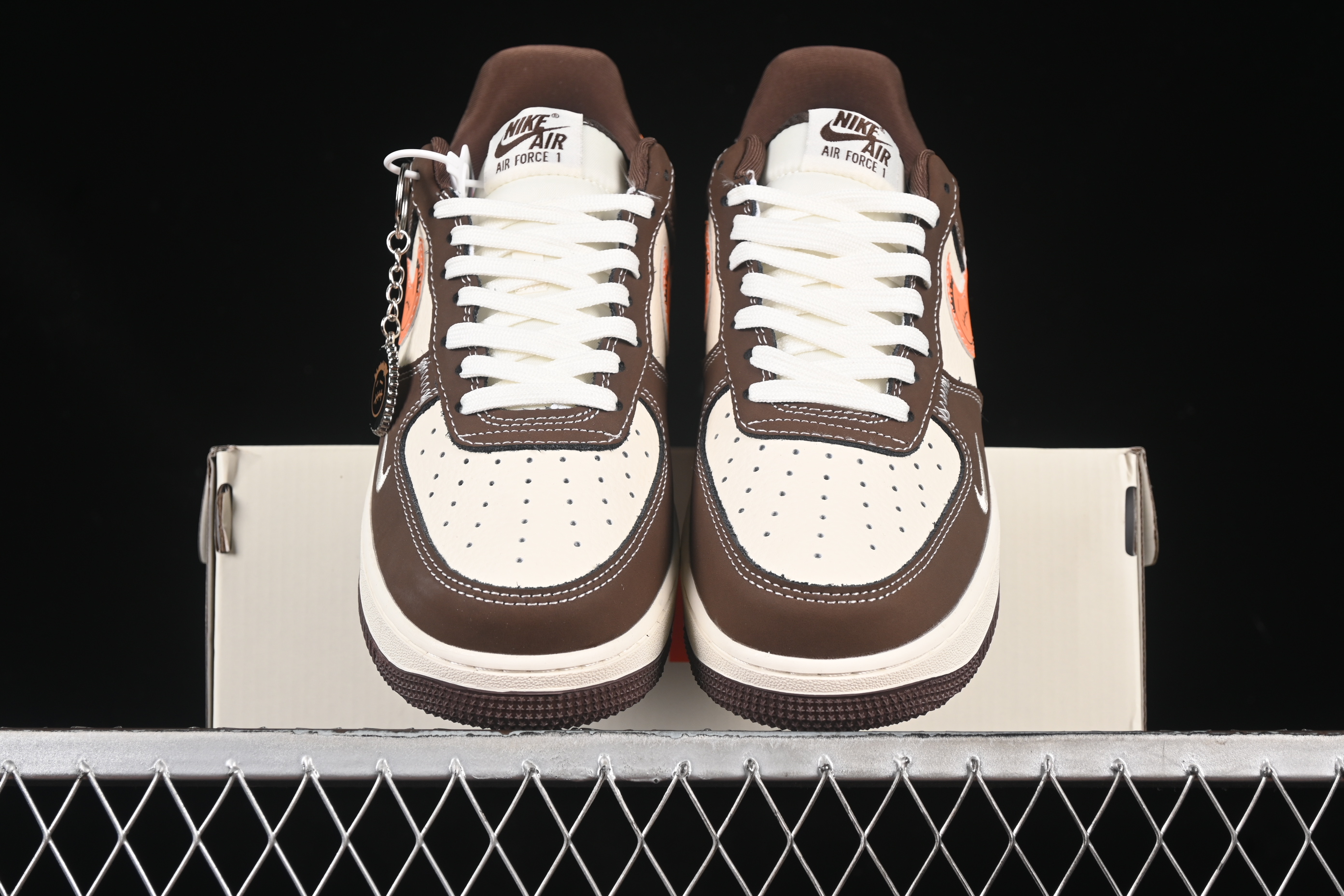 Air Force 1'07 Low Nike Collaboration Dark Brown Face KK1988-080 36-45