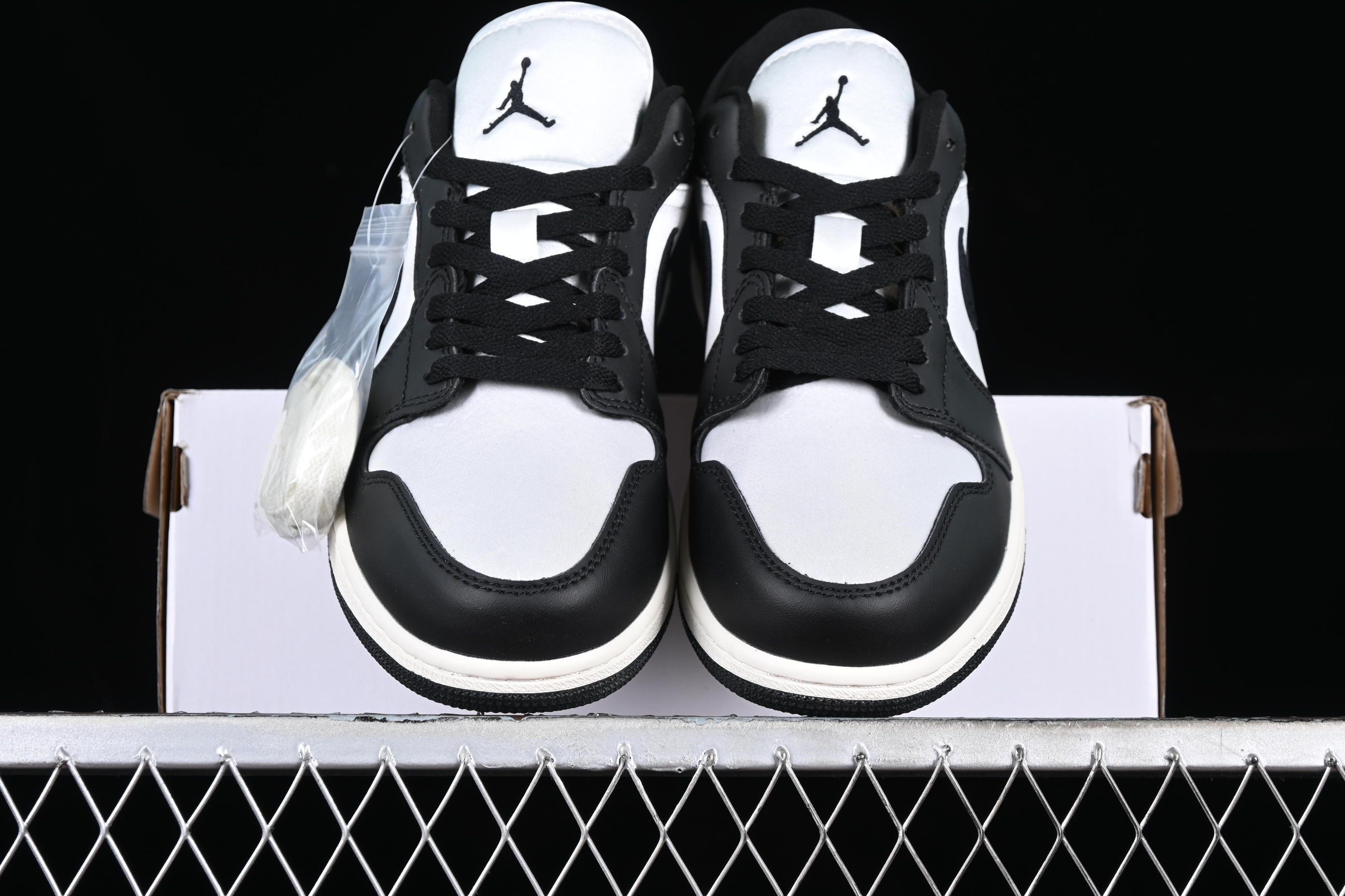 AJ1 low top