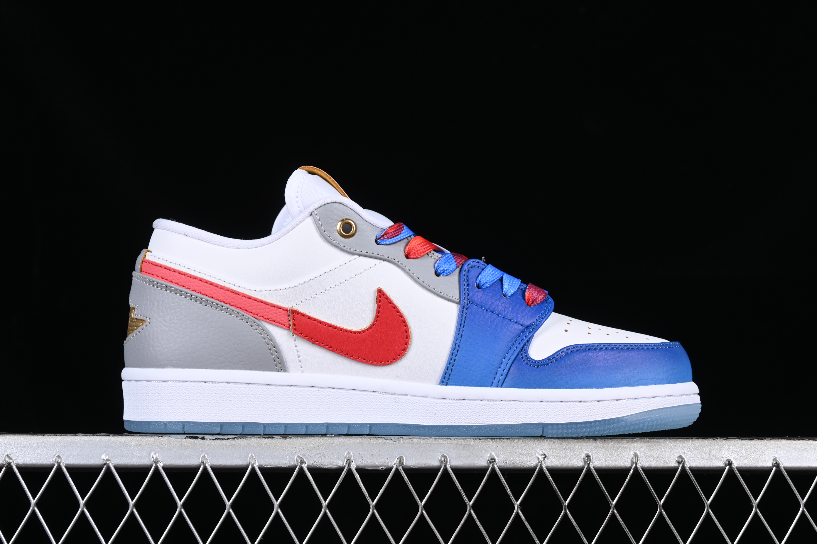 AJ1 low top