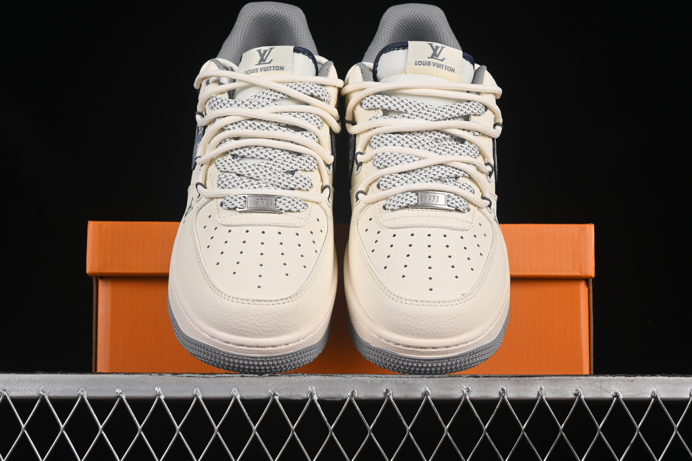 Air Force 1'07 Low LV collaboration Grey patterned drawstring DM6868-065 36-45