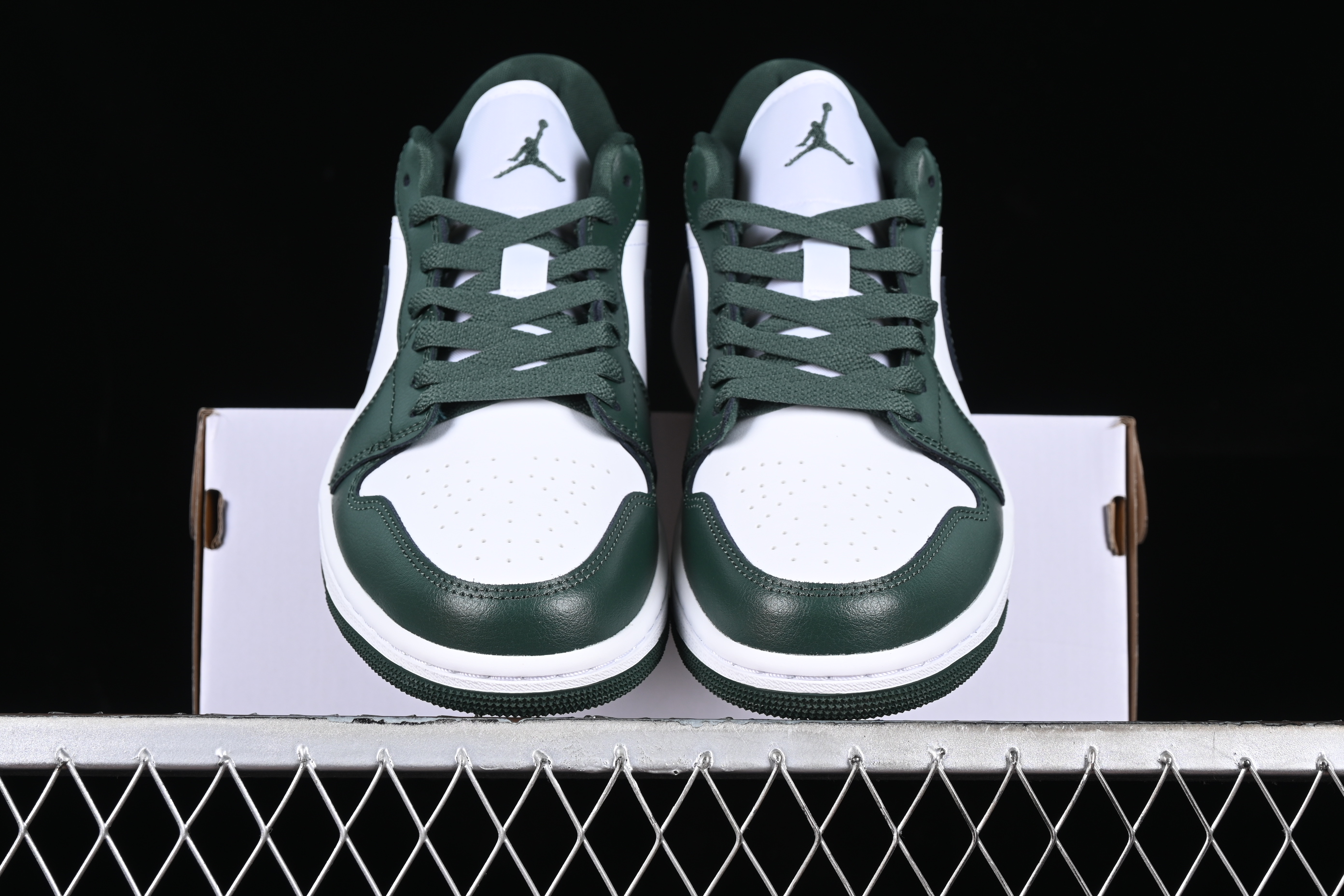 AJ1 low top