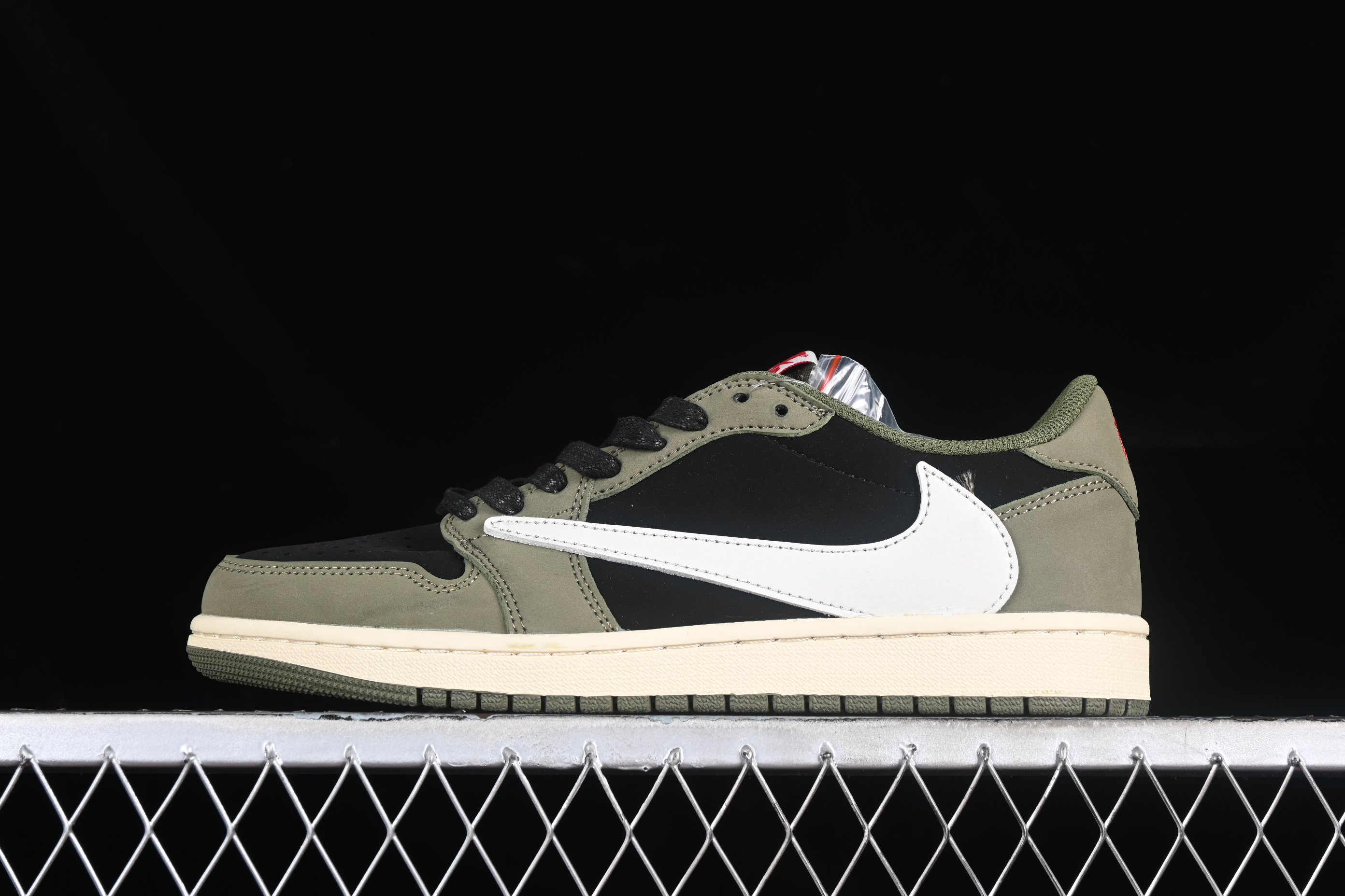 AJ1 low top