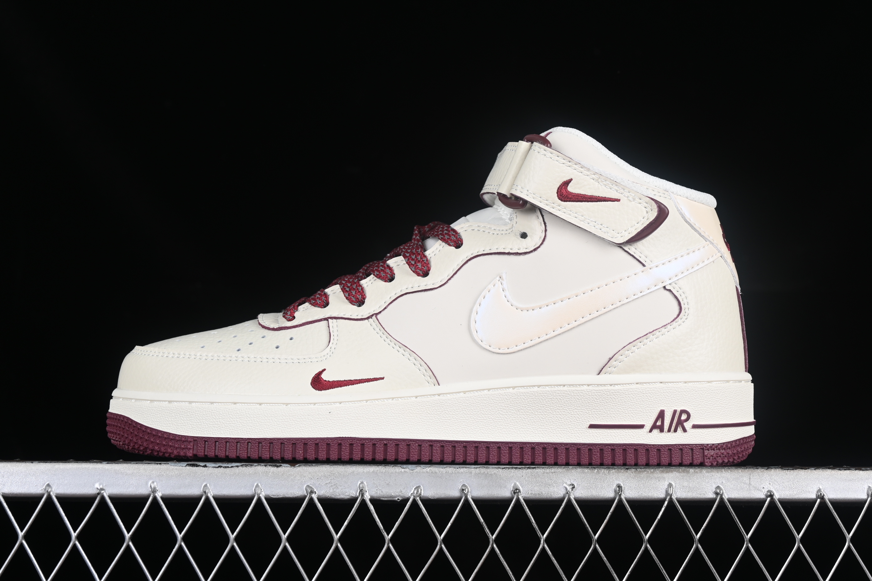 Nk Air Force 1'07 Mid Wine red pearlescent small chain Air Force One mid-top casual board shoes
