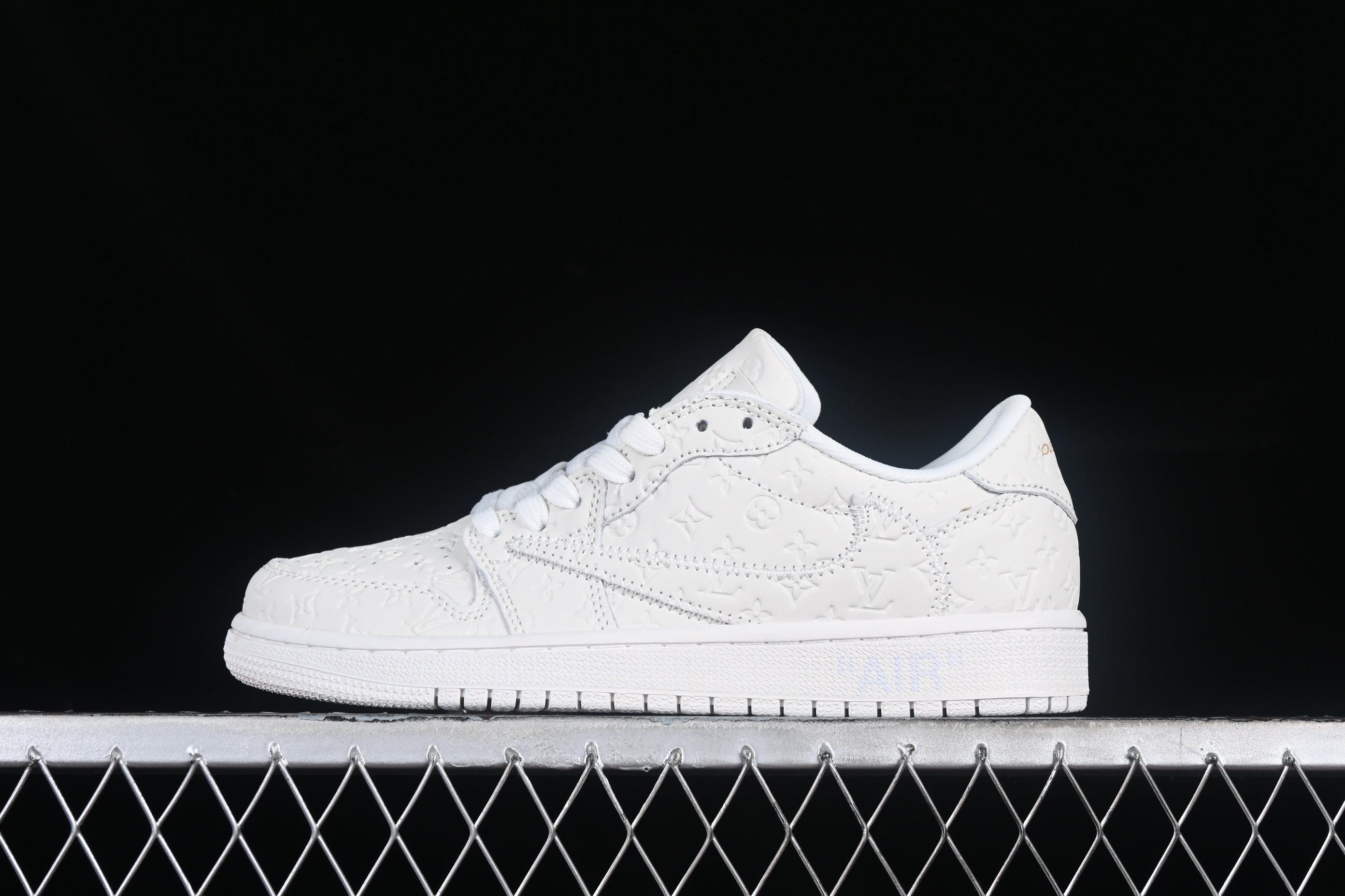 AJ1 low top