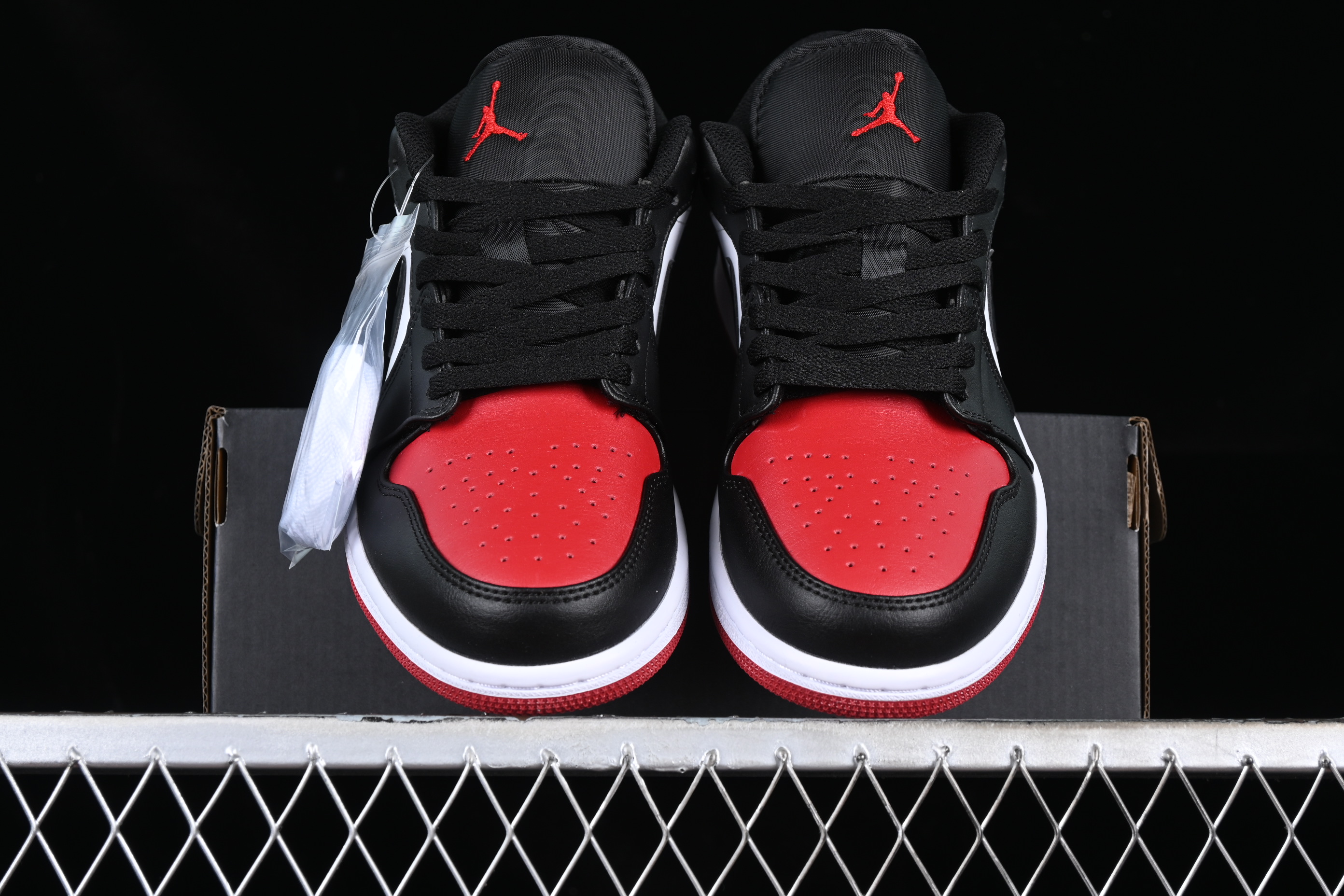AJ1 low top