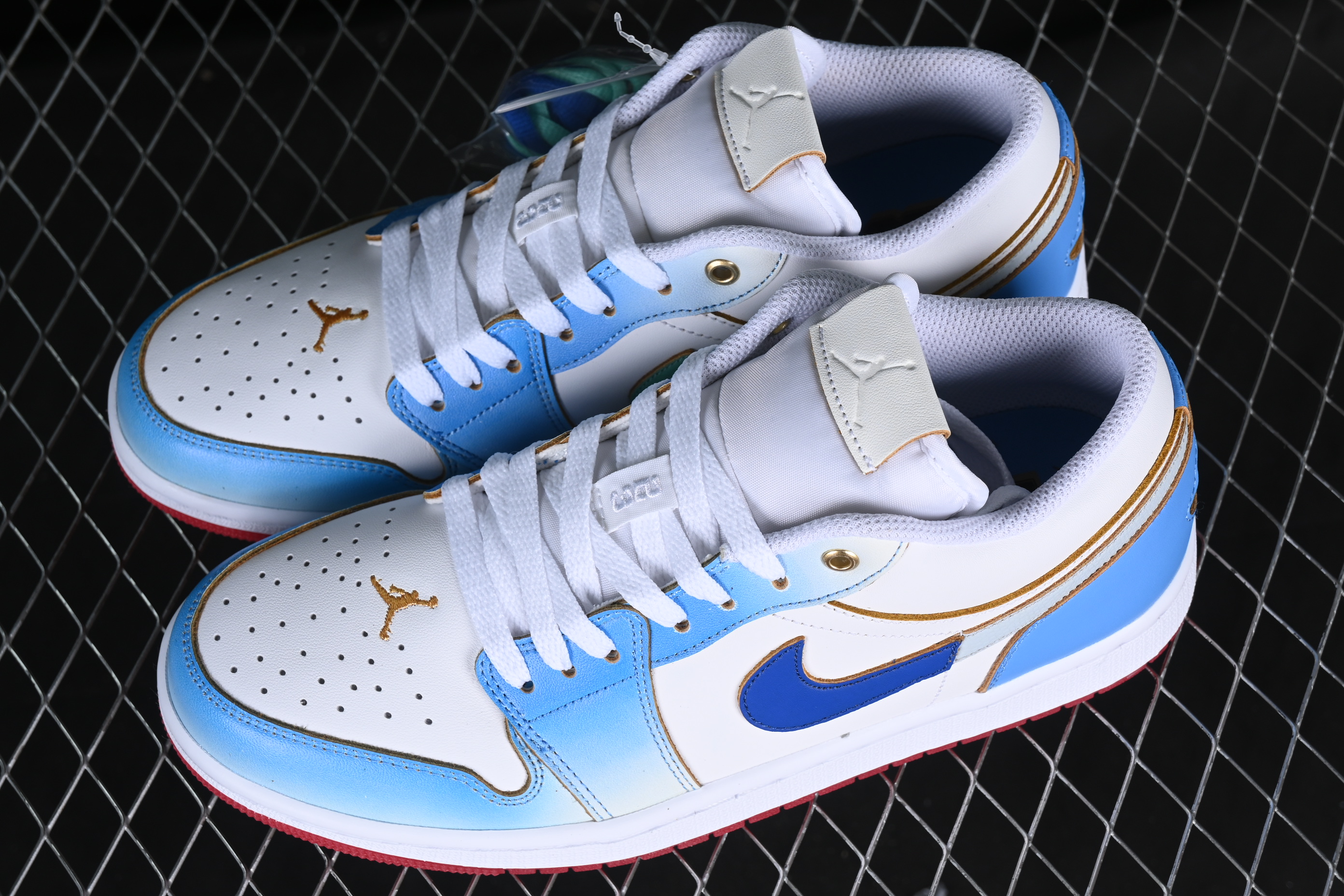 AJ1 low top