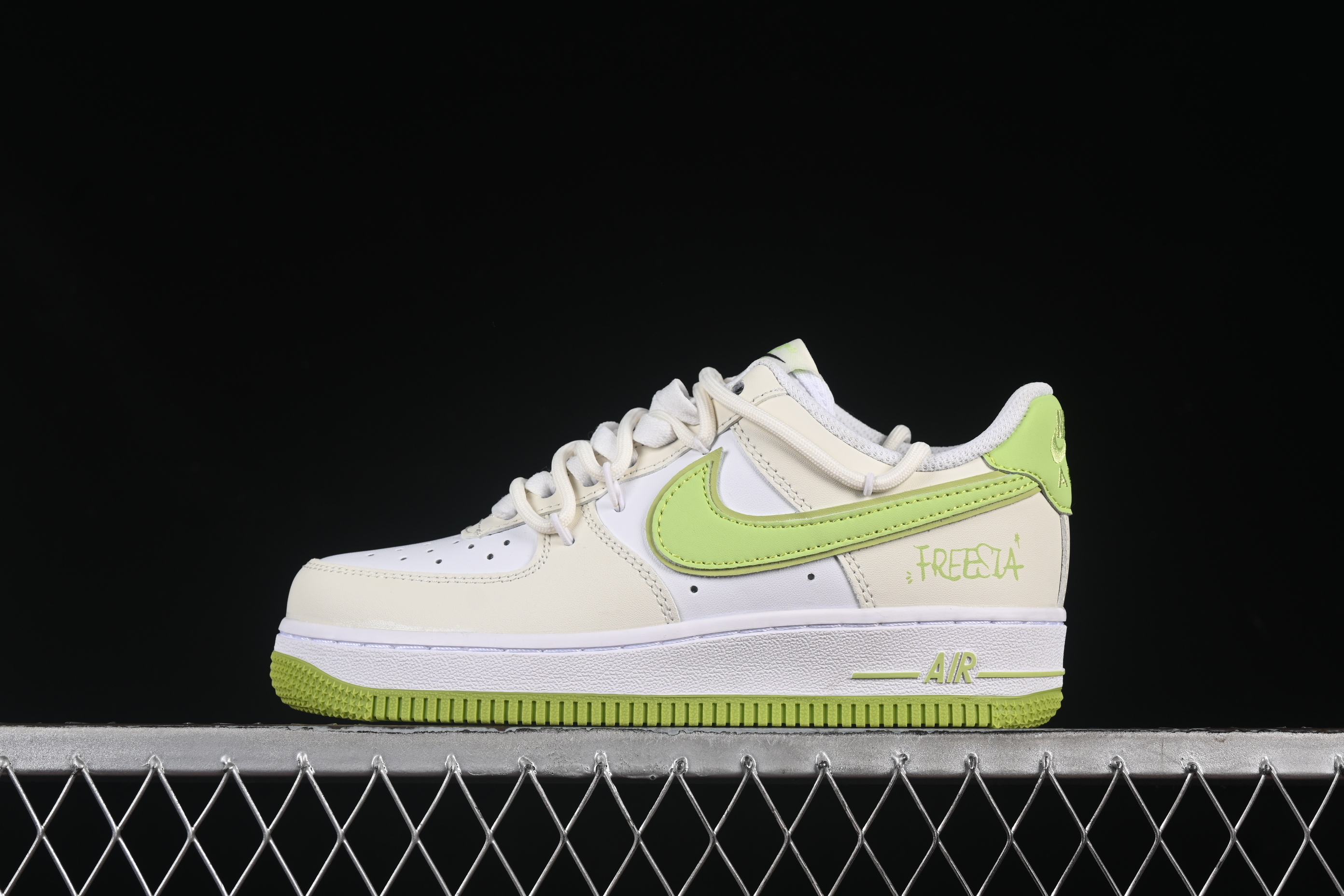Nk Air Force 1