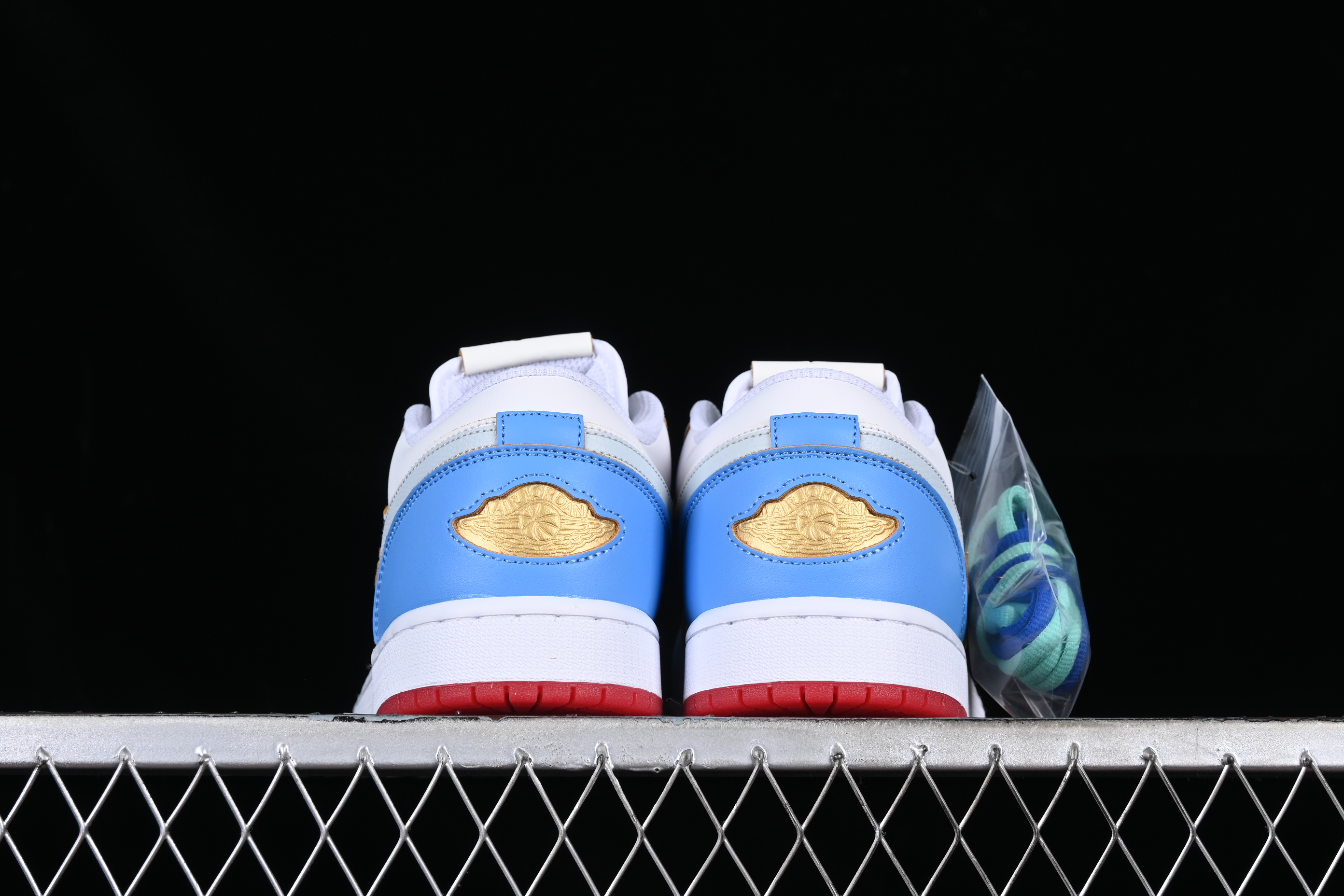 AJ1 low top