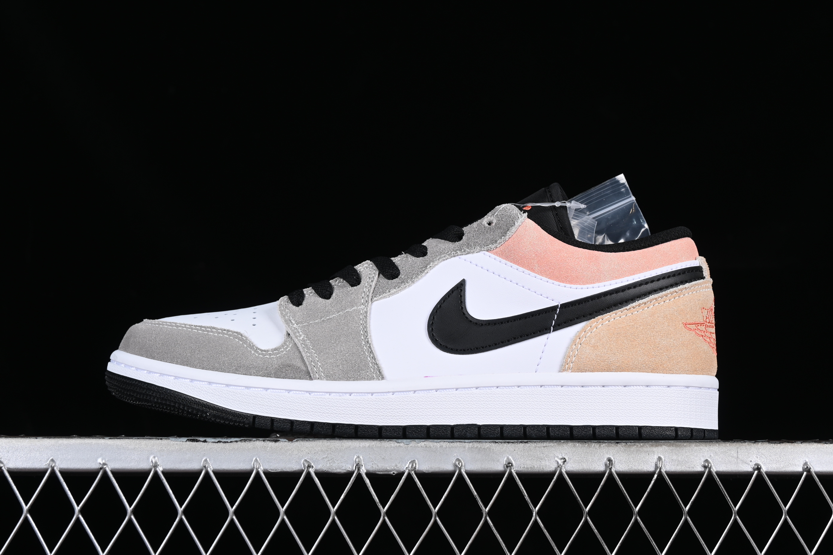 AJ1 low top
