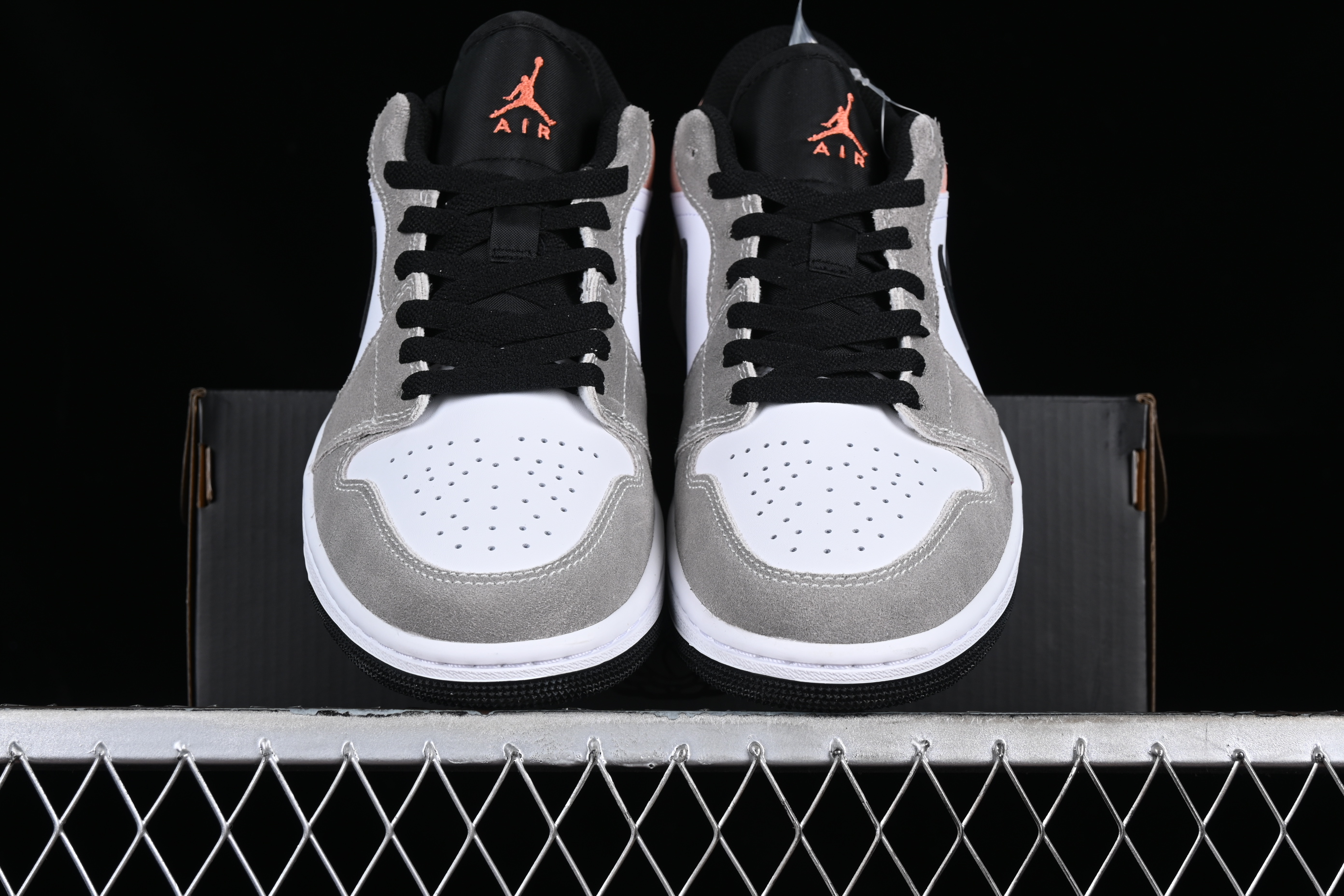 AJ1 low top