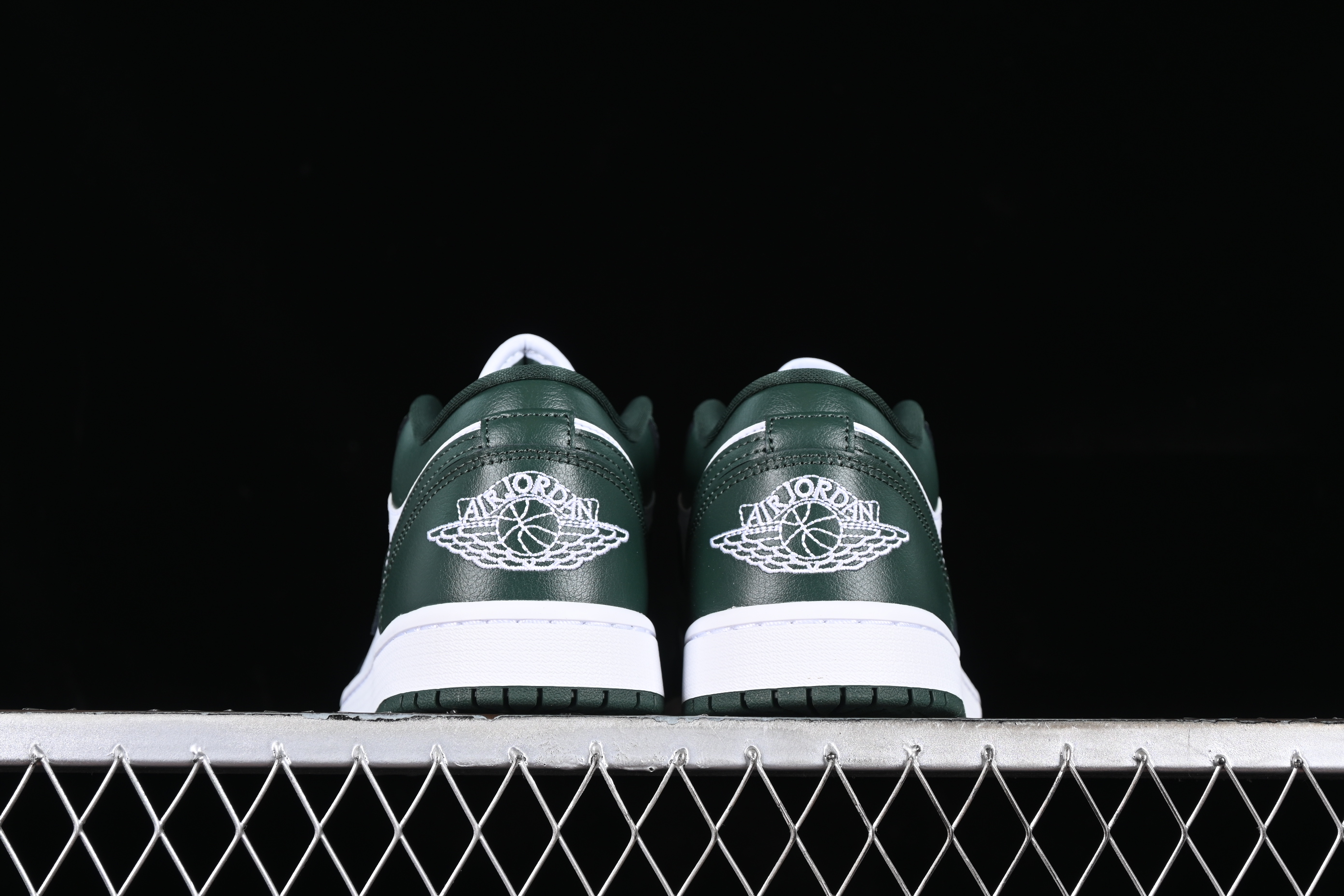 AJ1 low top