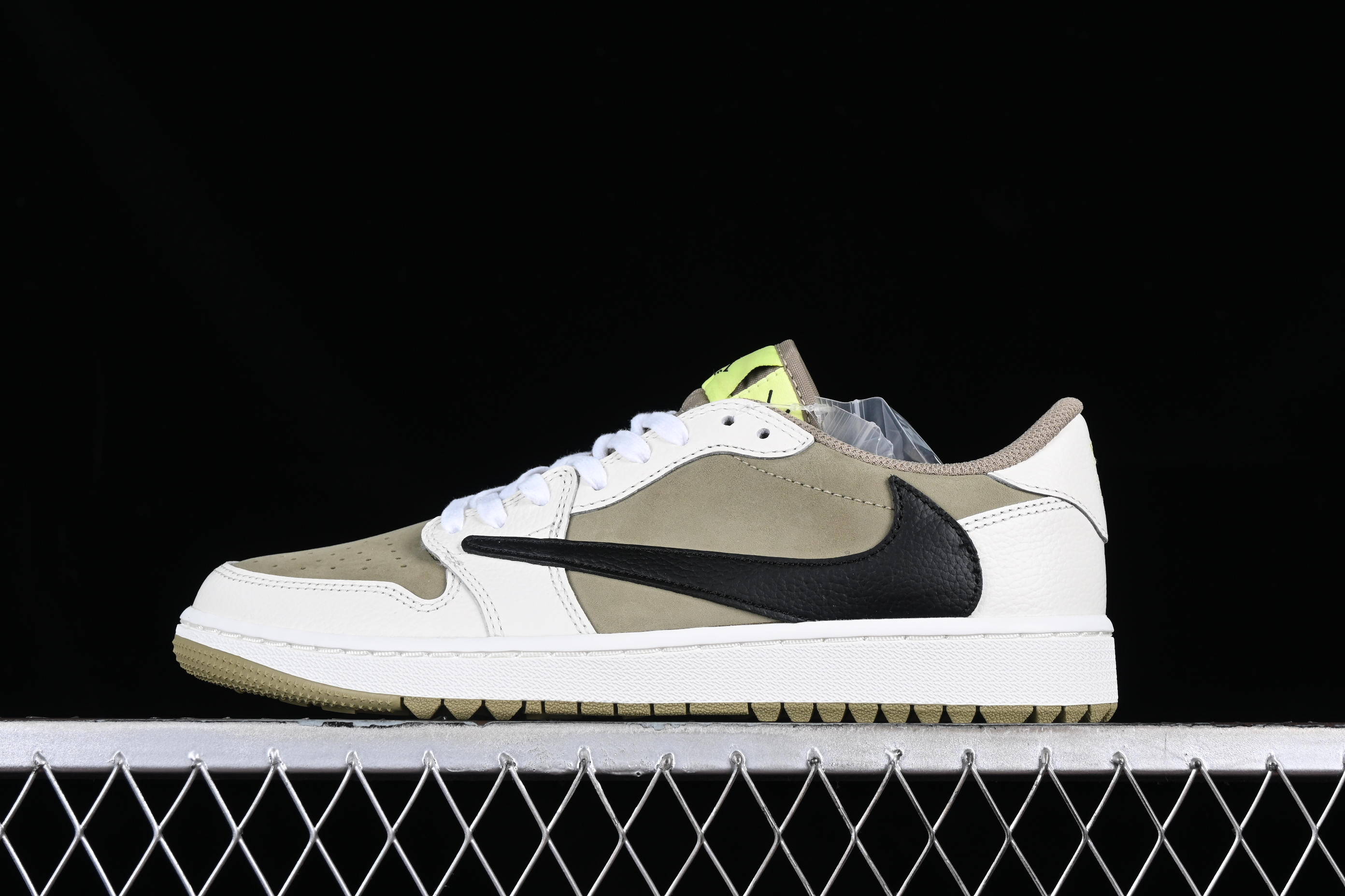 AJ1 low top