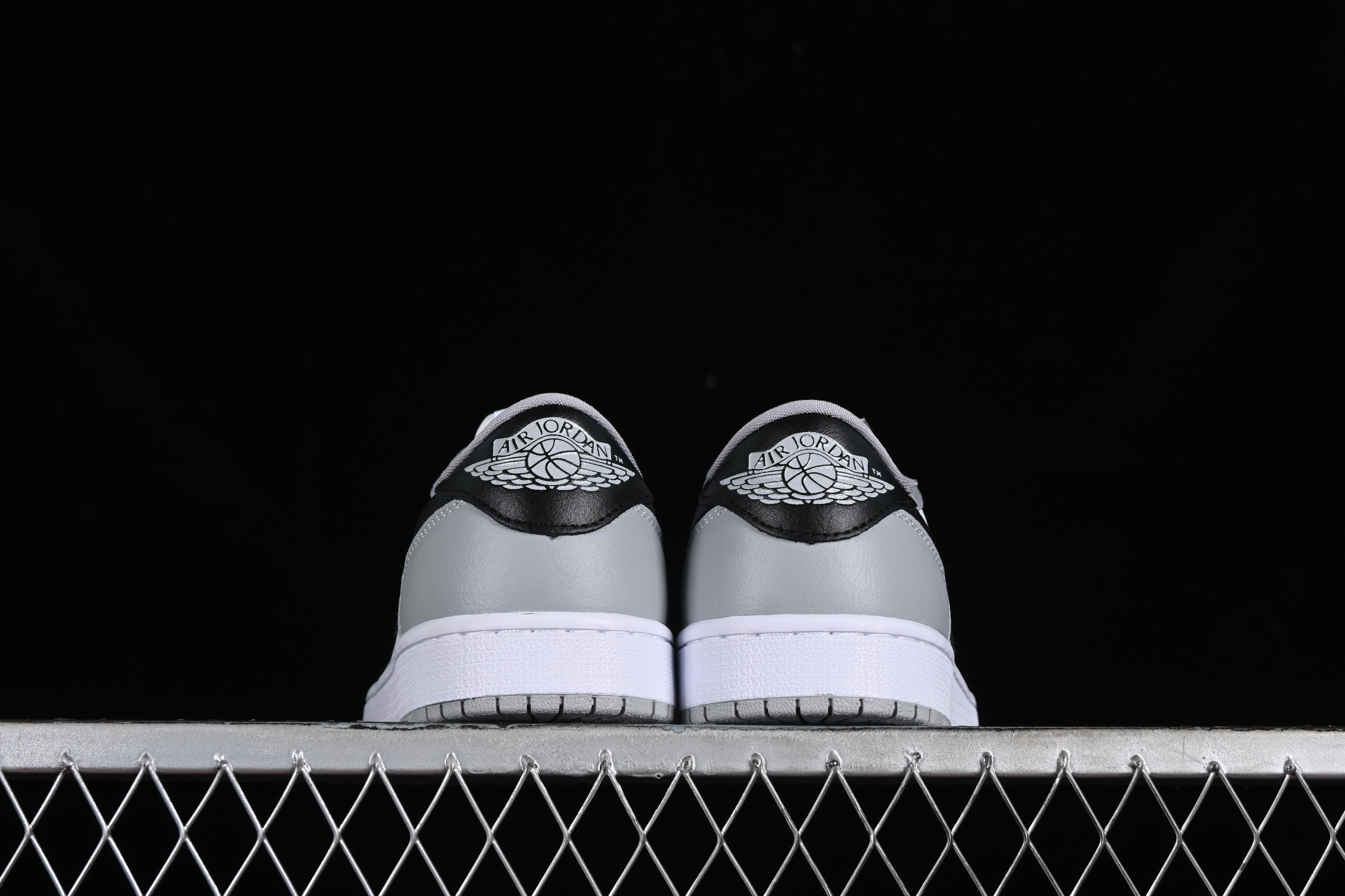 AJ1 low top