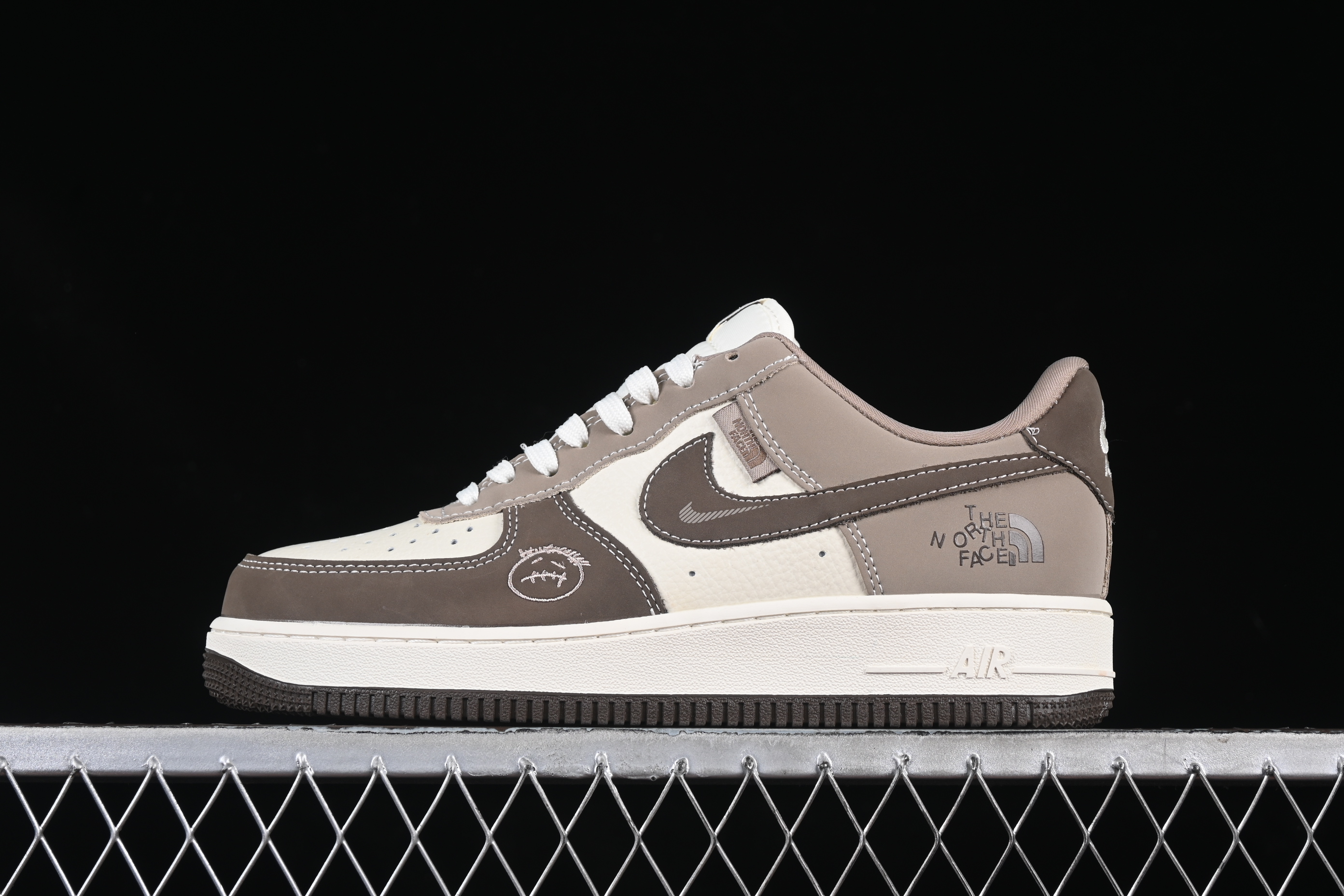 Nk Air Force 1