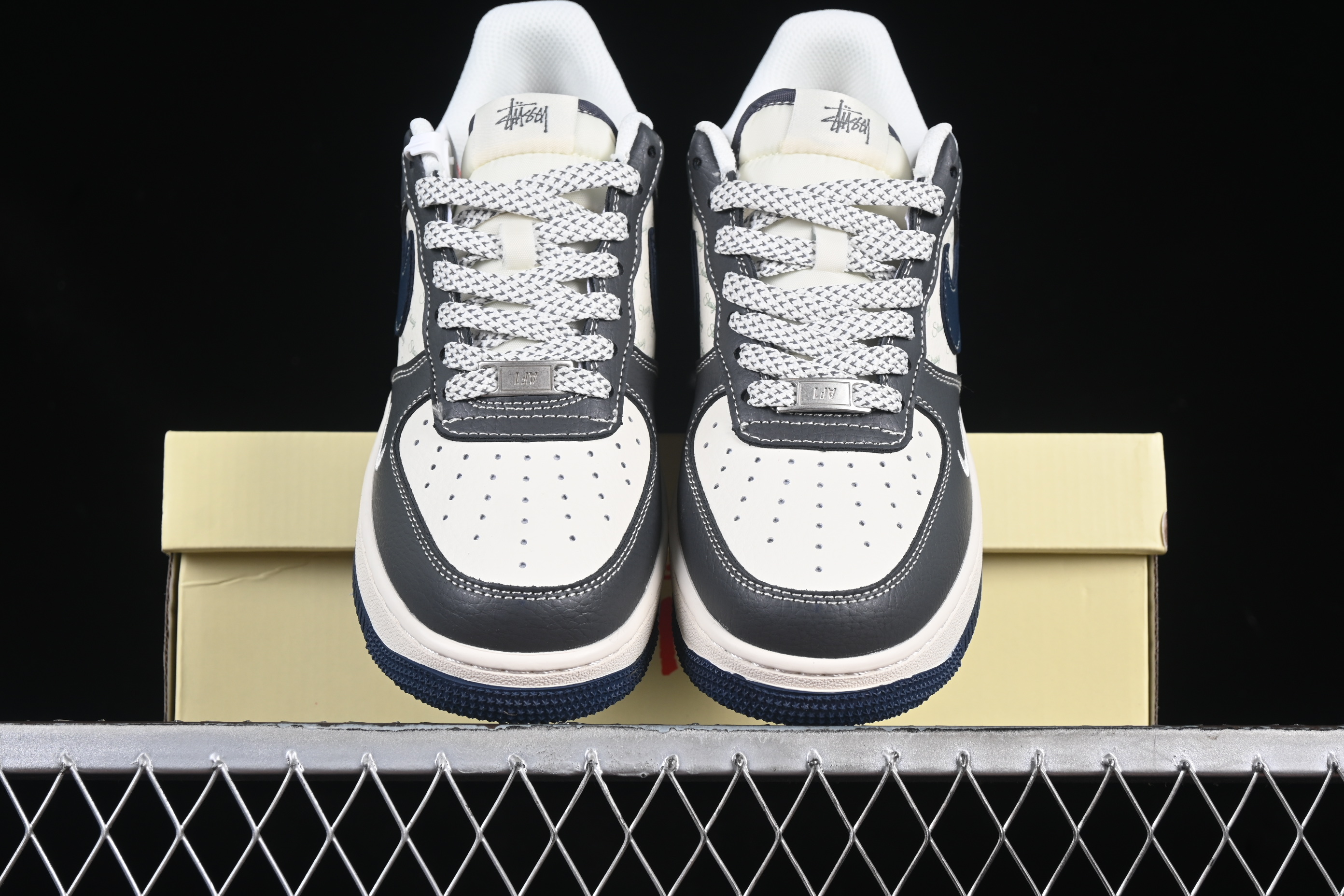 Air Force 1'07 Low Stussy Collaboration Dark Blue and gray English XS1958-519 36-45