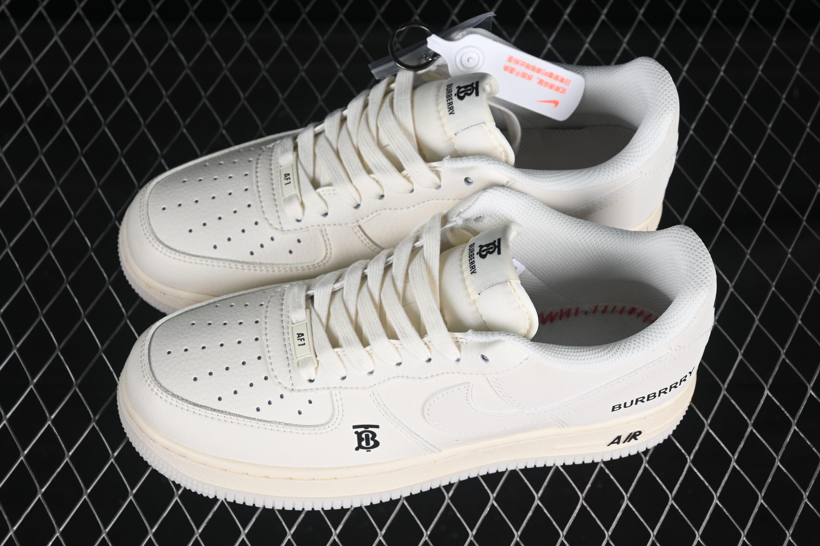 Air Force 1'07 Low Burberry Collaboration off-white Crystal BB8588-226 36-45
