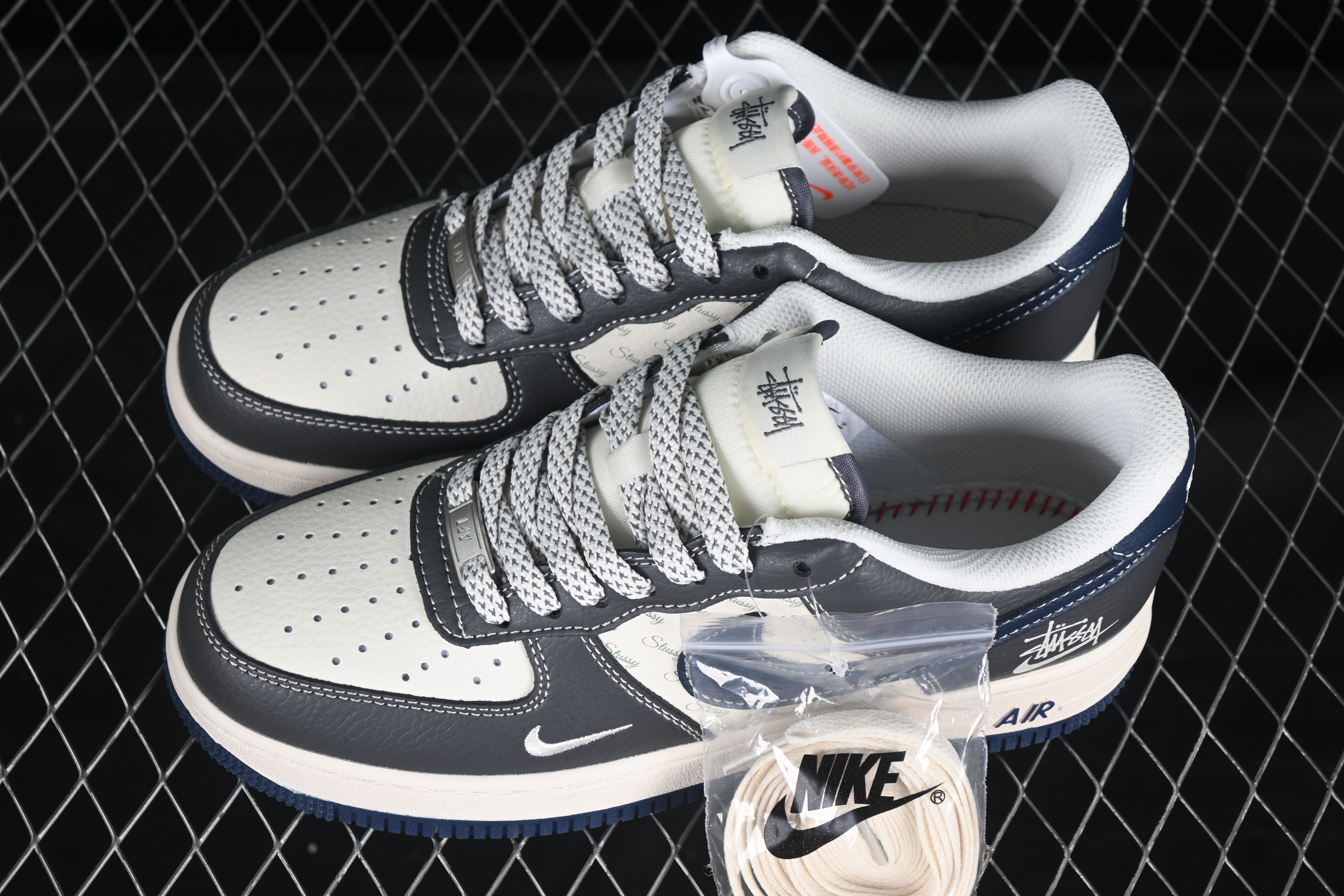 Air Force 1'07 Low Stussy Collaboration Dark Blue and gray English XS1958-519 36-45