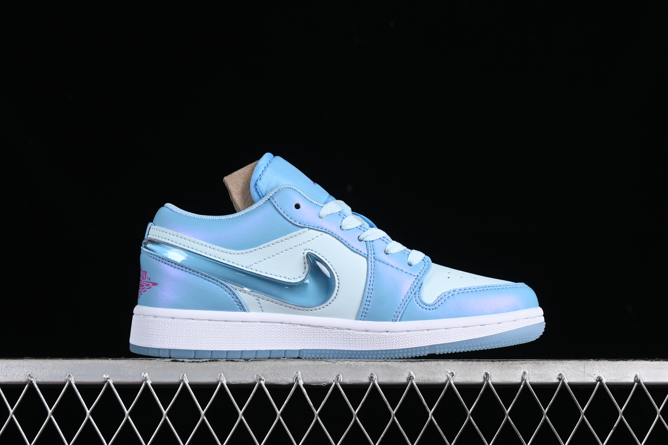 AJ1 low top