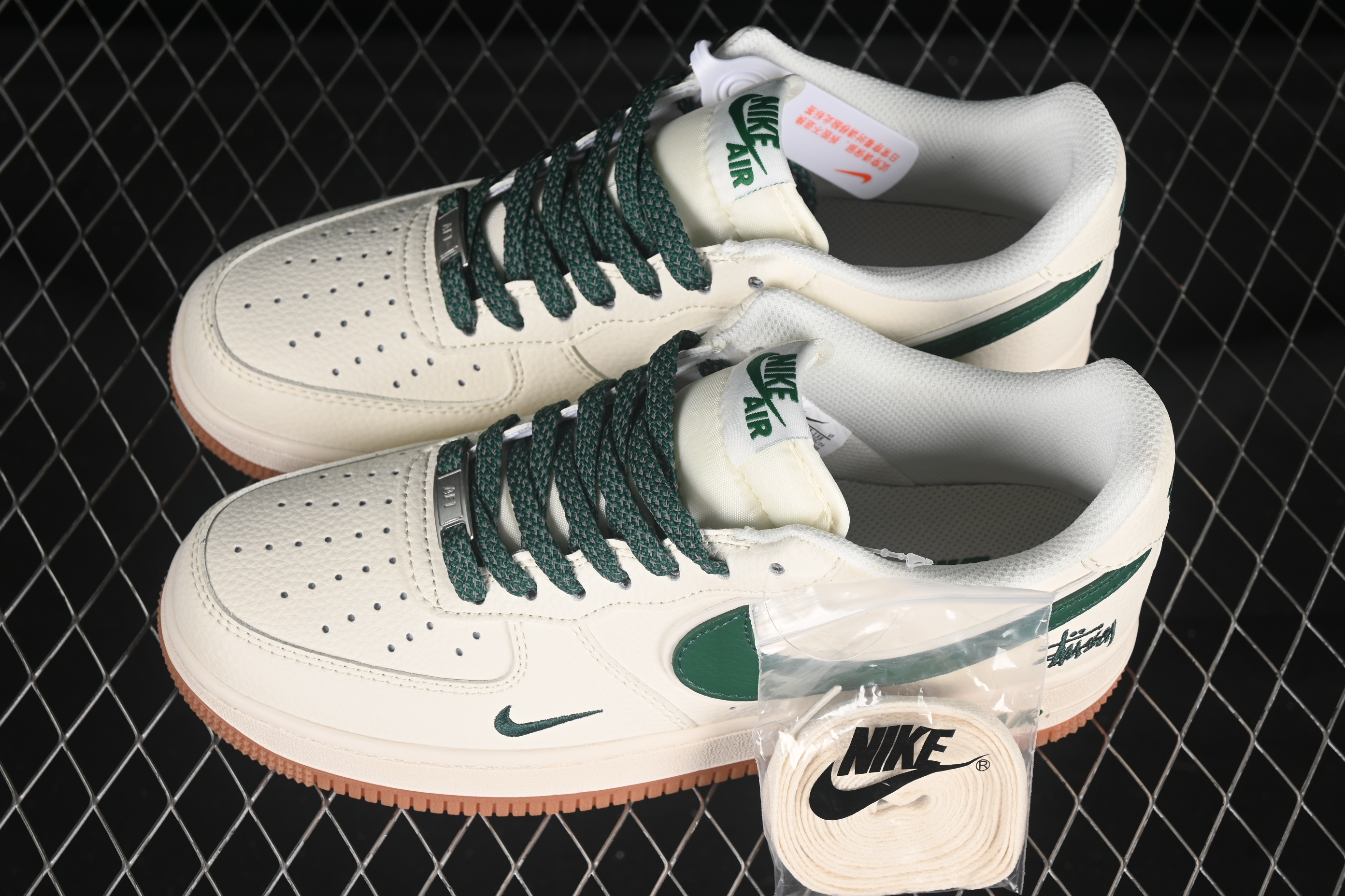 Air Force 1'07 Low Stussy Collaboration Green Synthetic Rubber XX3168-138 36-45