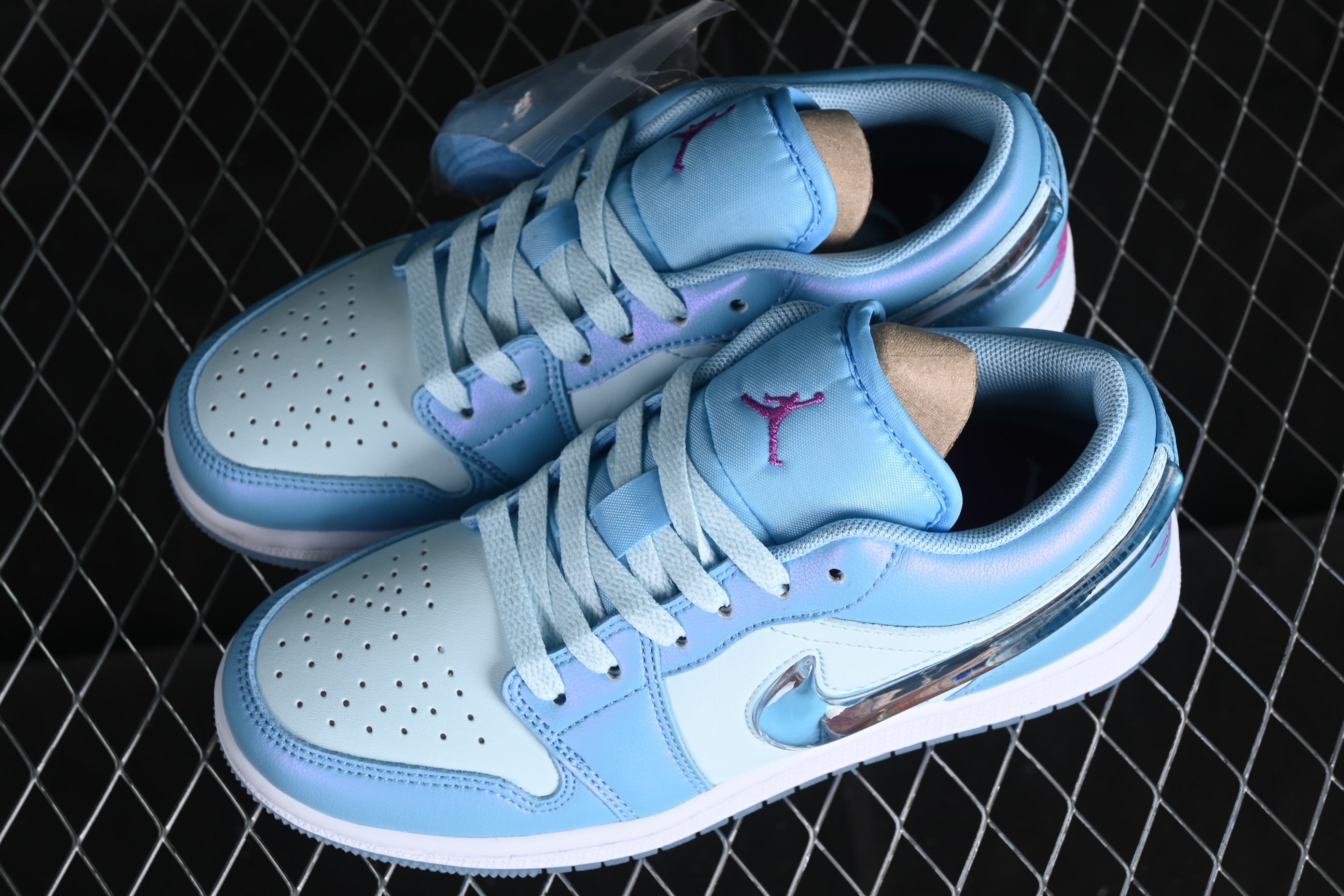 AJ1 low top