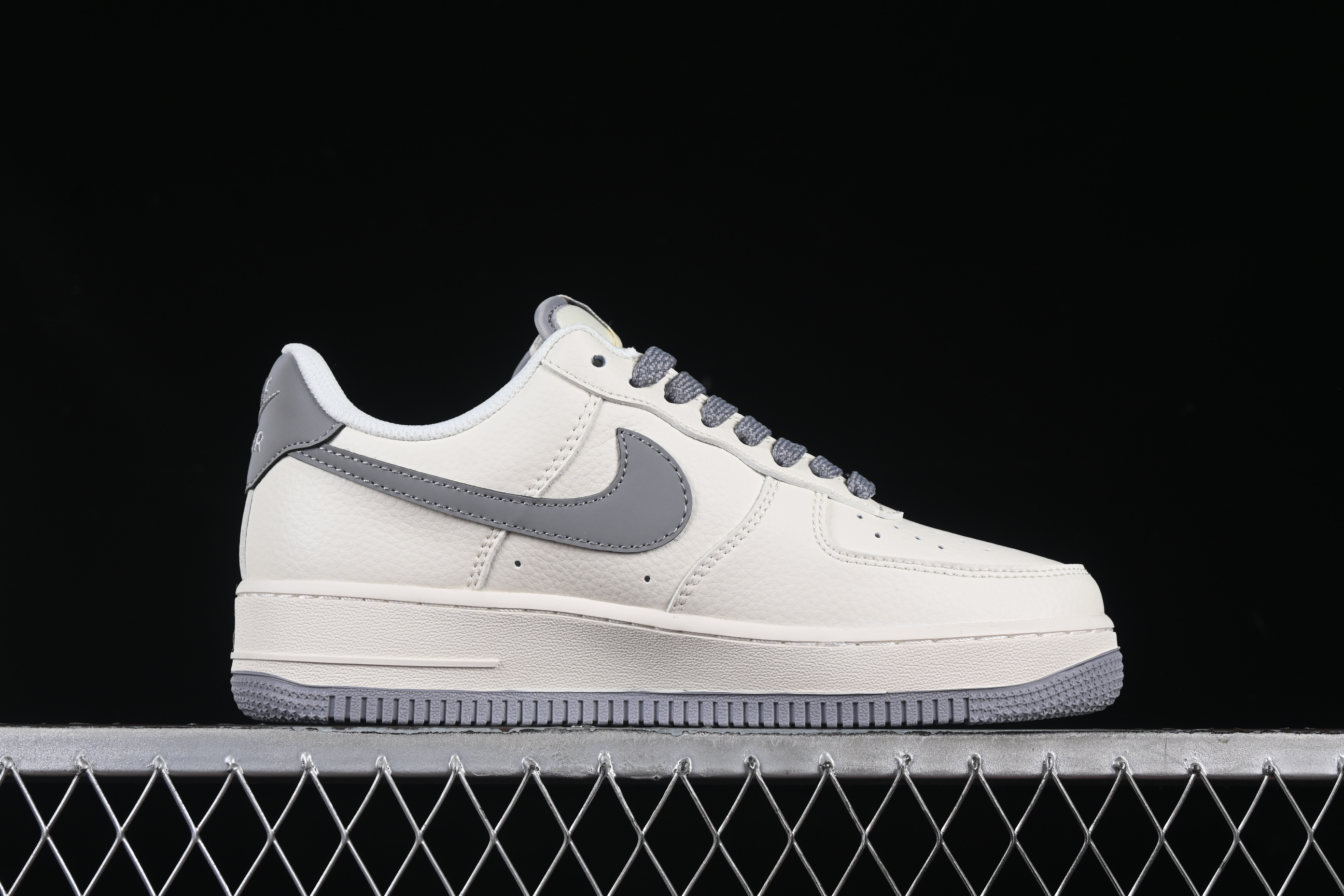 Nk Air Force 1