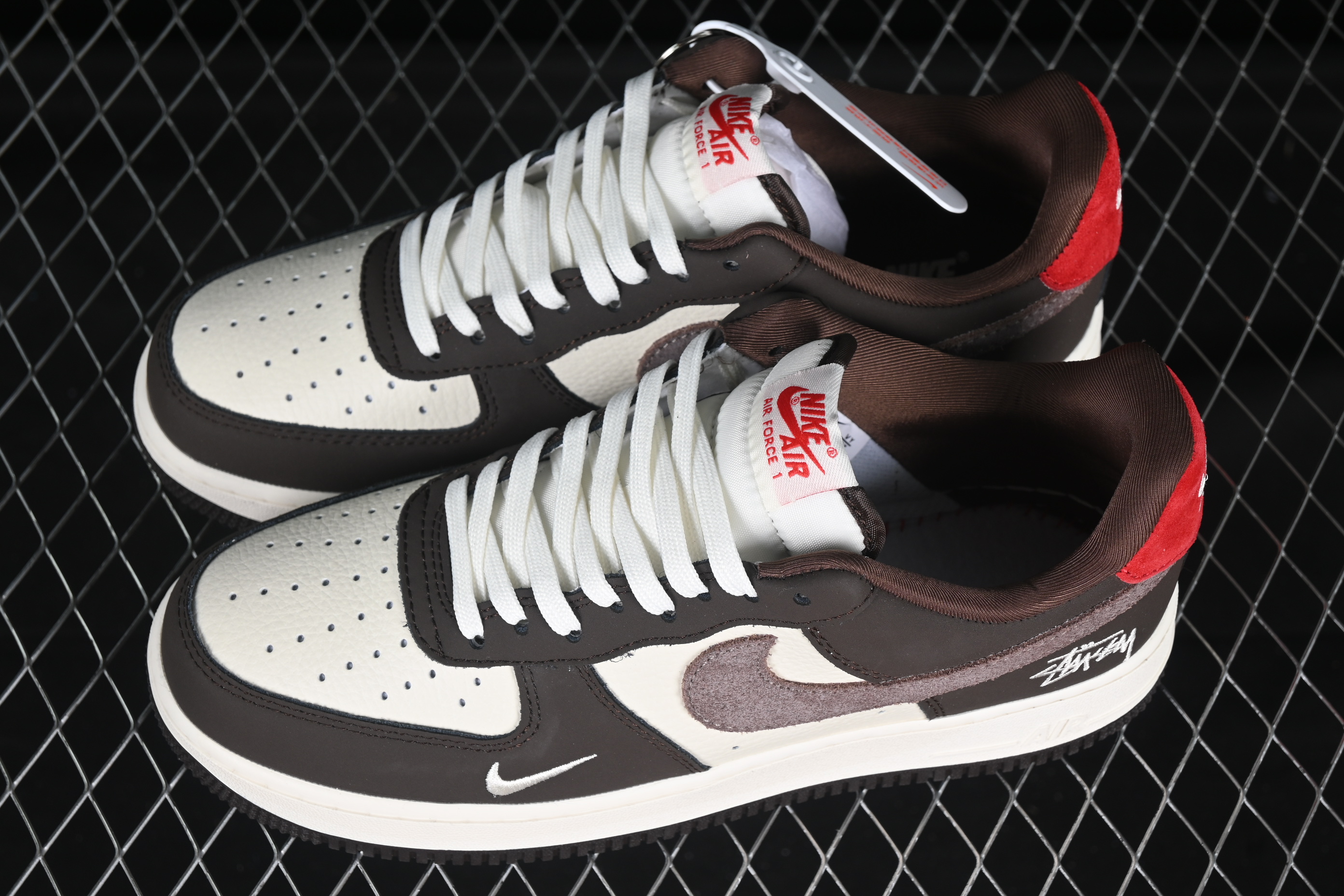 Air Force 1'07 Low Stussy Collaboration Red Tail Chocolate KK1988-057 36-45