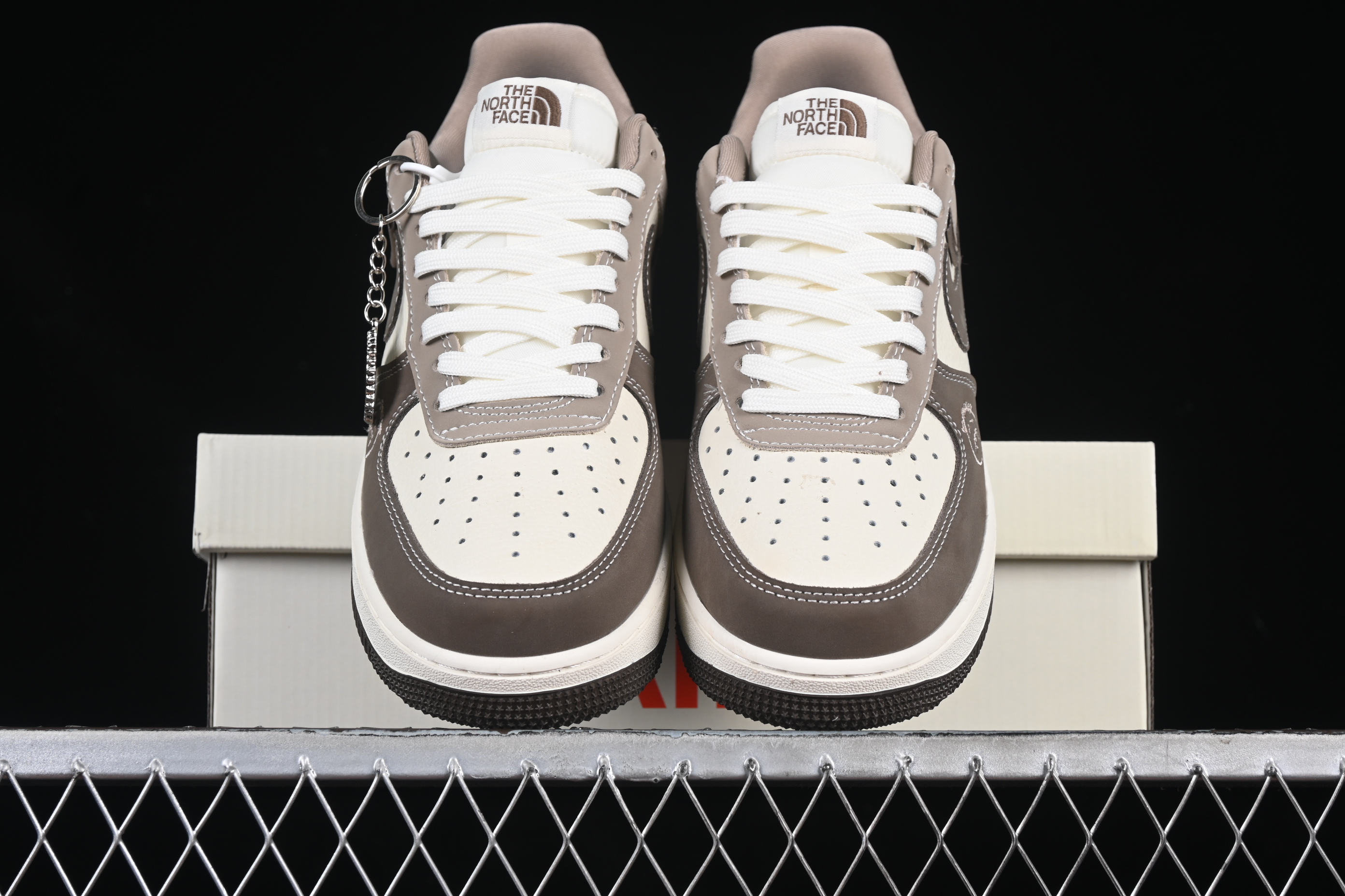 Air Force 1'07 Low North Face Collaboration Light Brown Face KK1988-065 36-45
