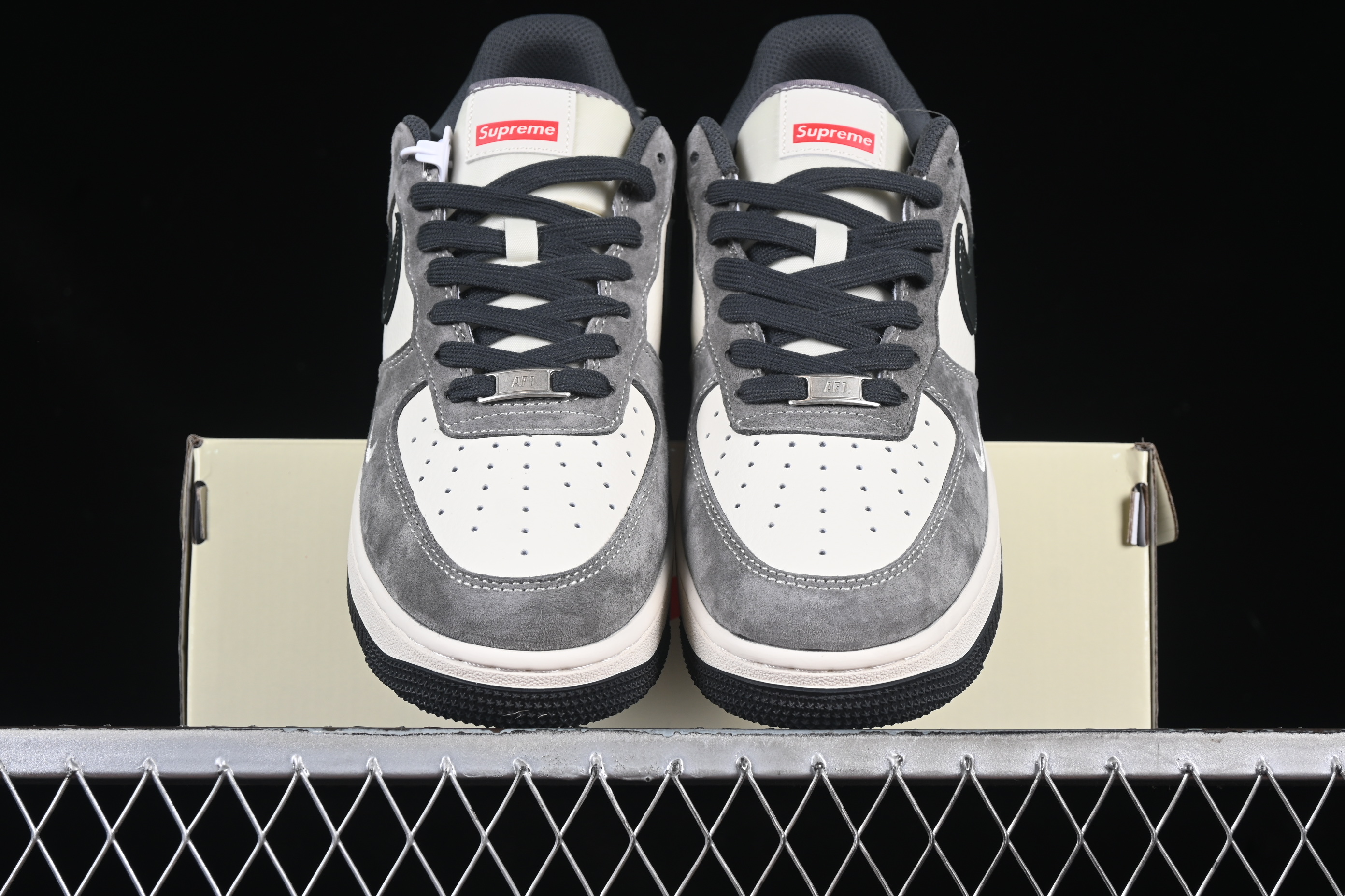Air Force 1'07 Low Supreme collaboration Black and gray patchwork XZ6188-792 36-45