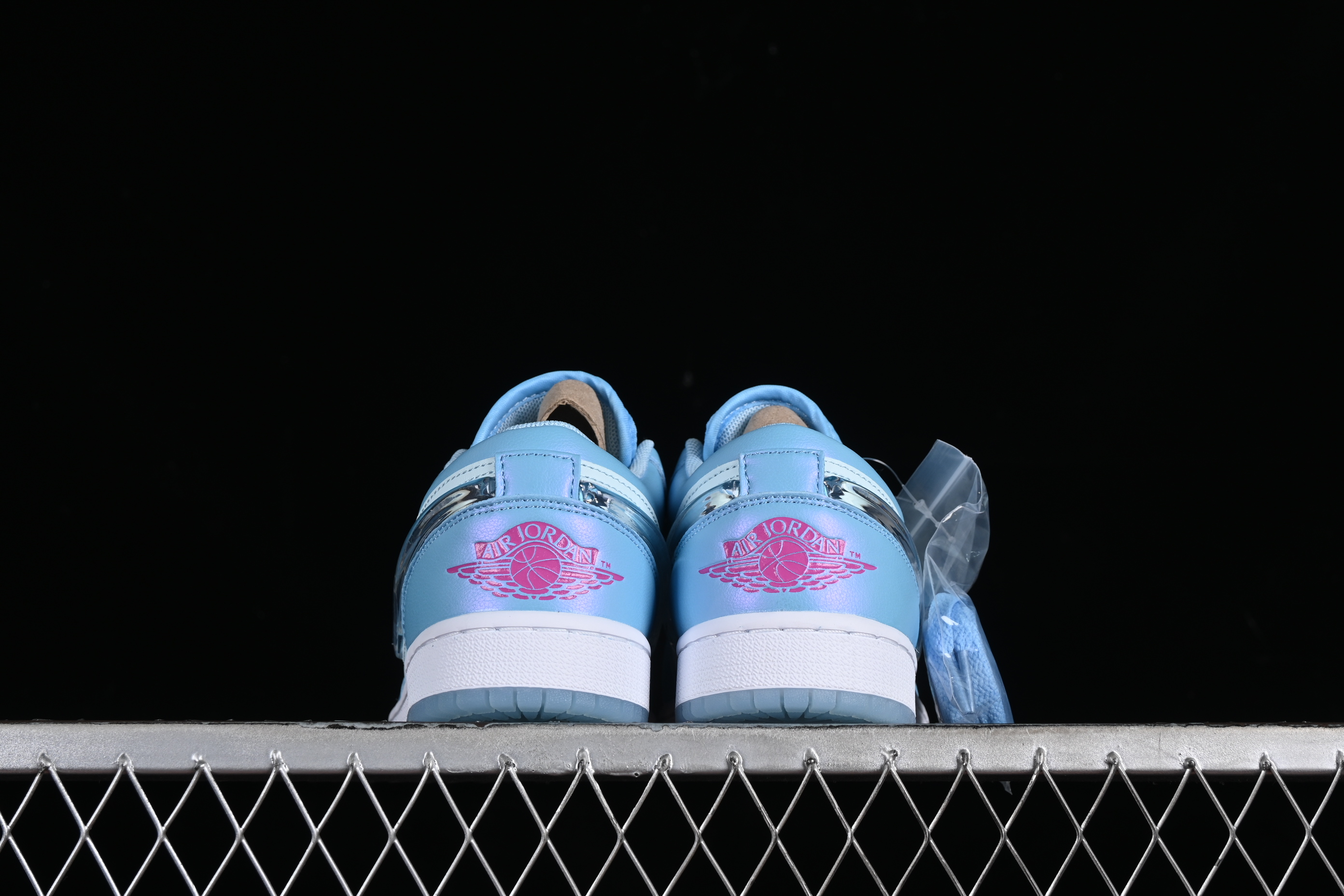 AJ1 low top