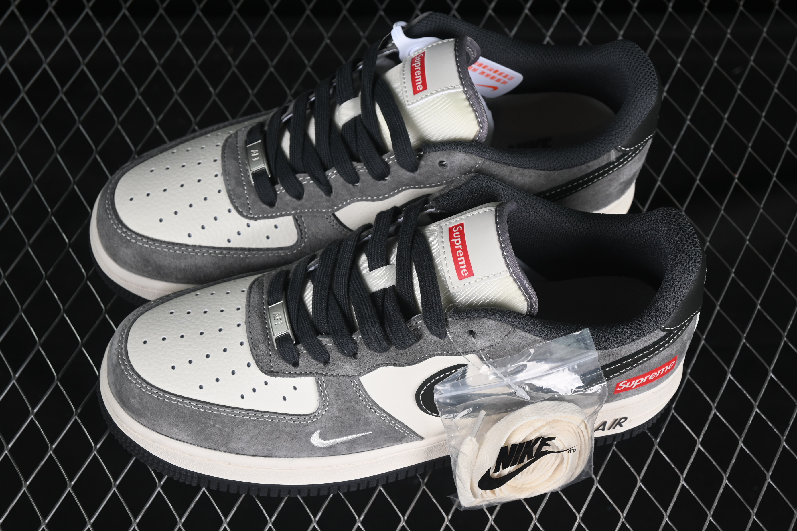 Air Force 1'07 Low Supreme collaboration Black and gray patchwork XZ6188-792 36-45