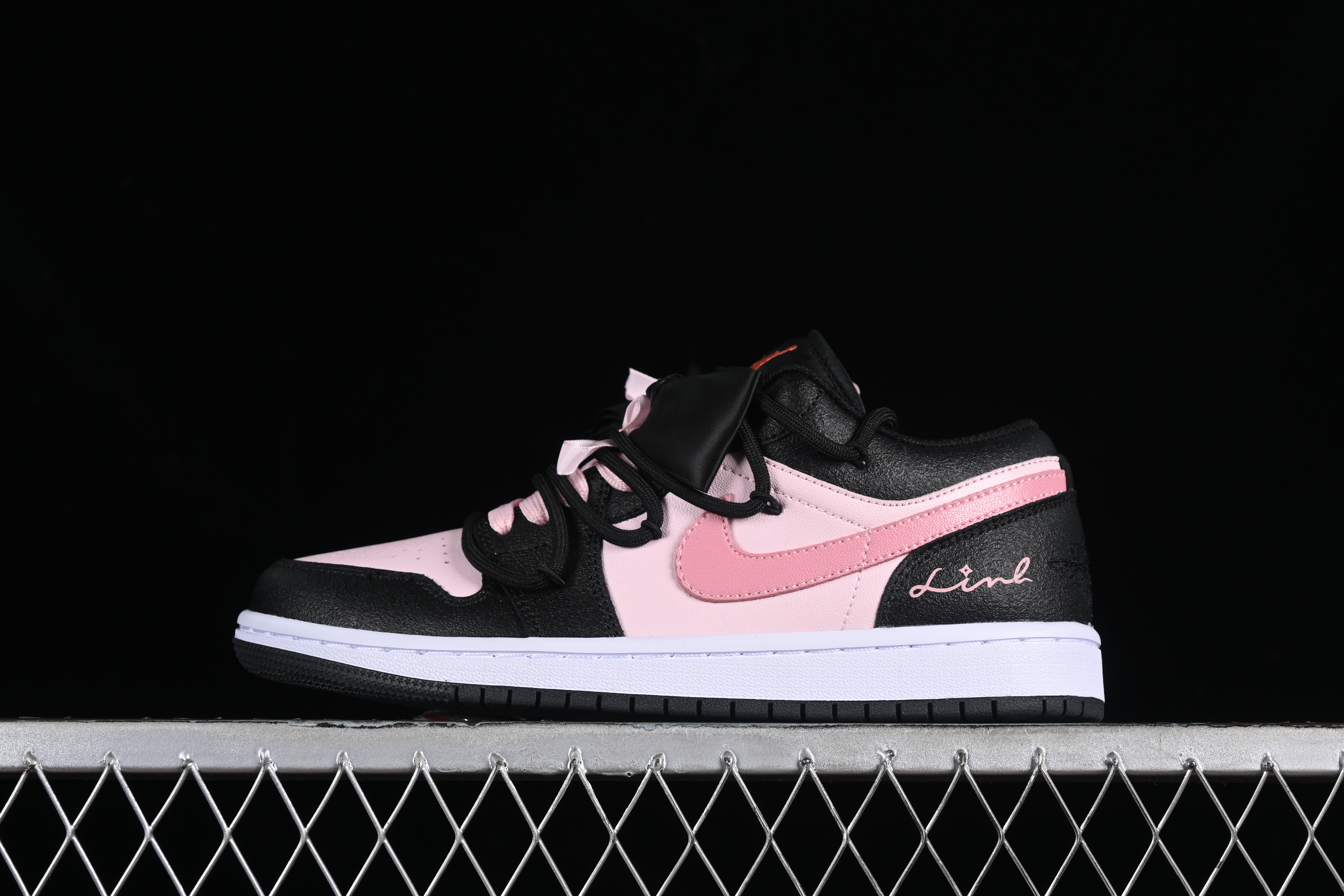 AJ1 low top