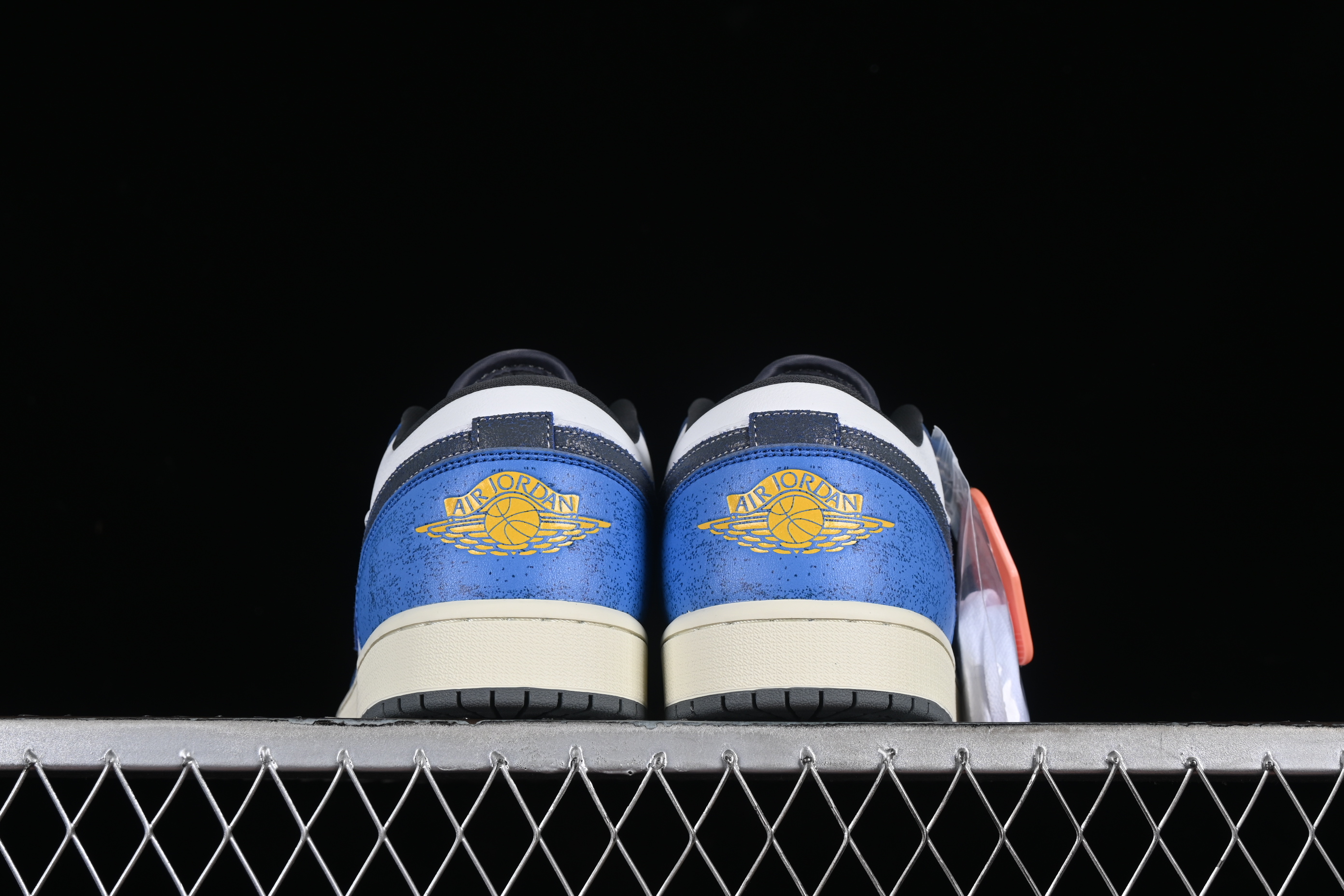 AJ1 low top
