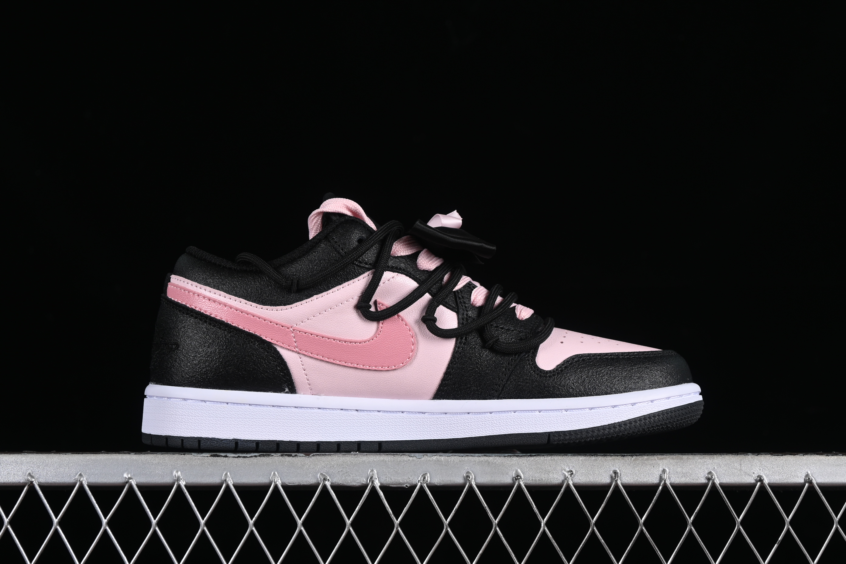 AJ1 low top