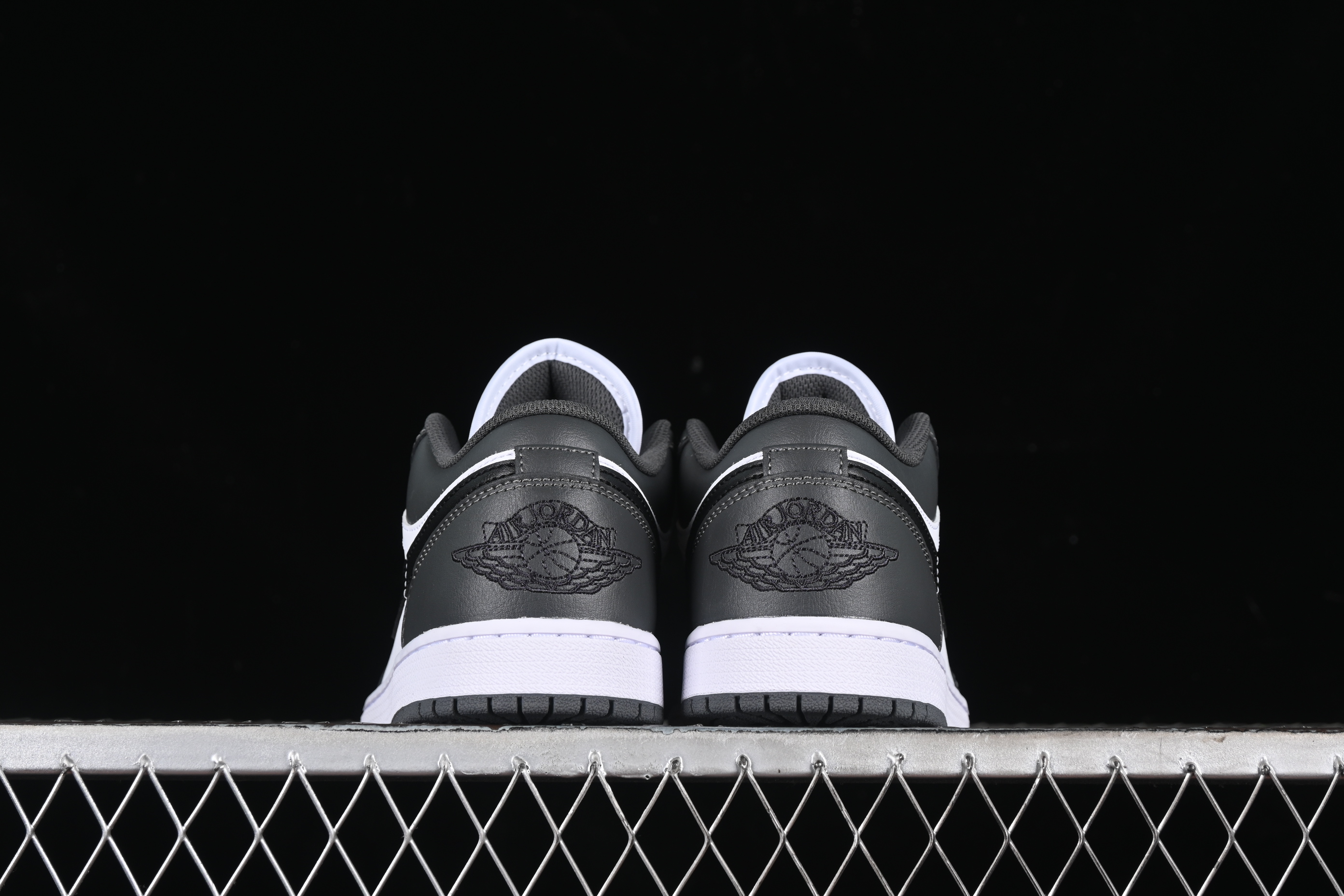 AJ1 low top