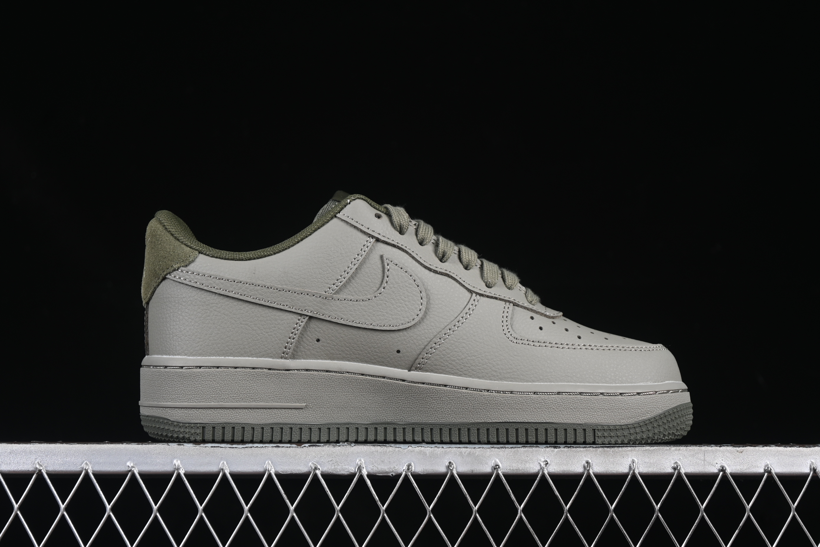Nk Air Force 1