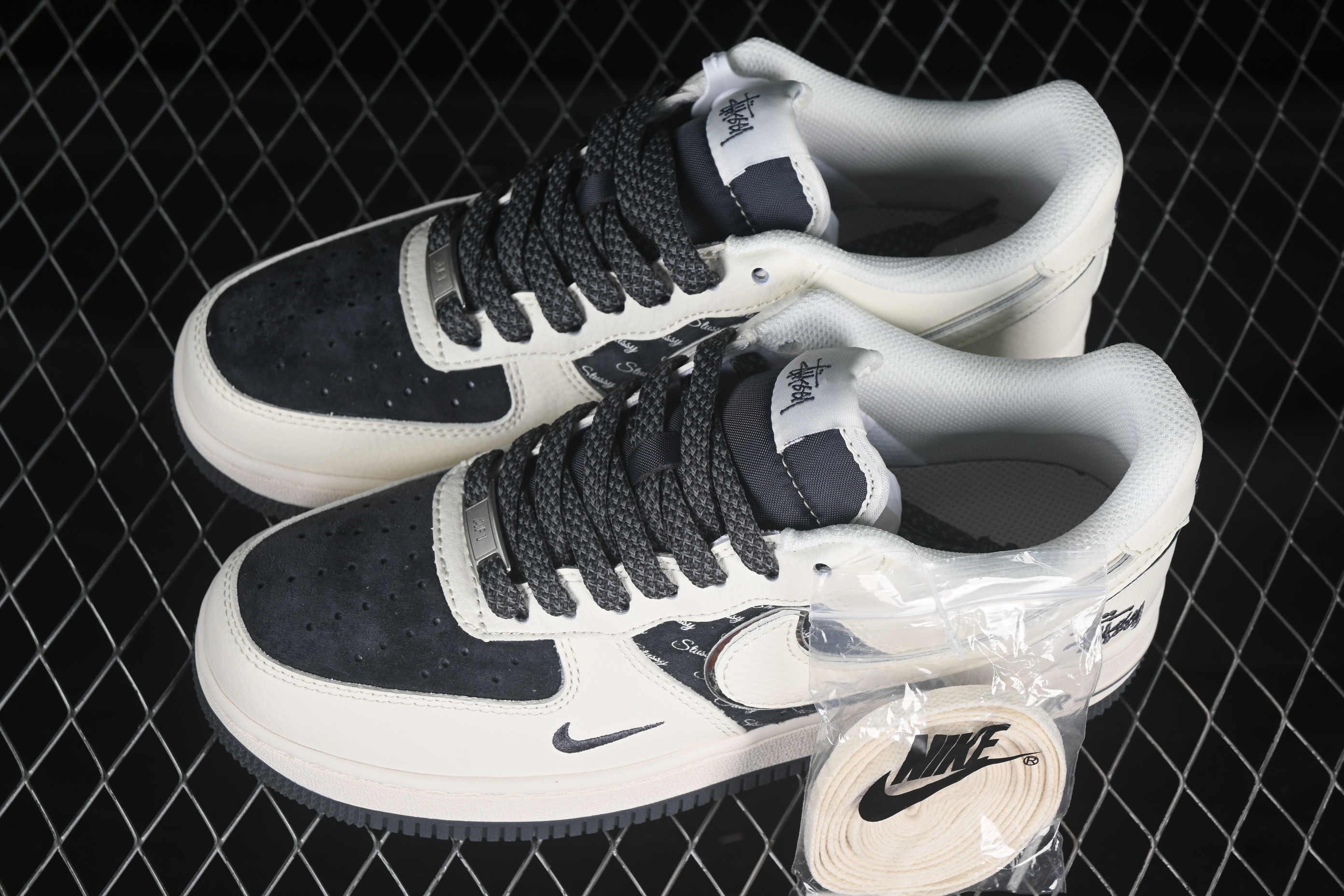 Nk Air Force 1'07 Low Stussy Collaboration Beige English Pig 8 XZ6188-726 36-45