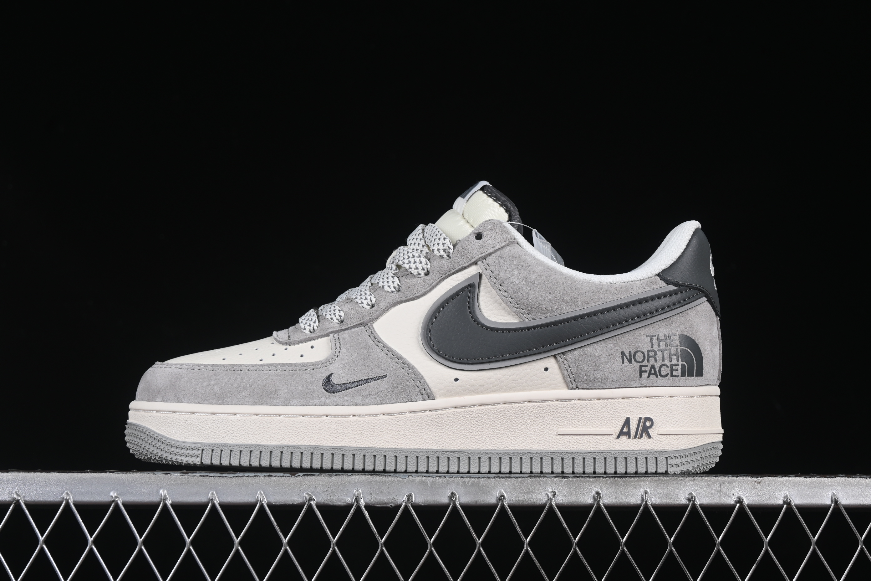 Nk Air Force 1