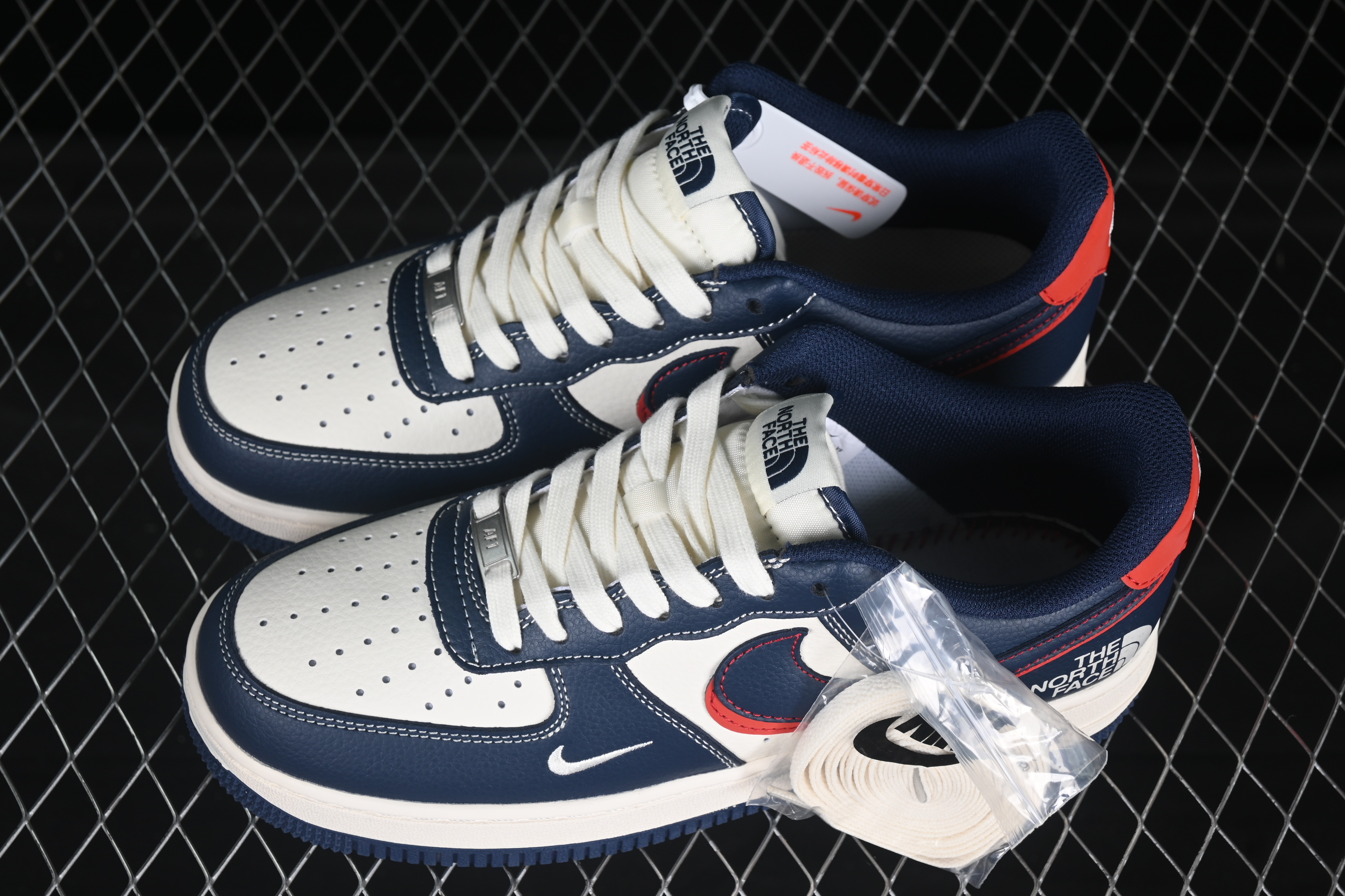 Nk Air Force 1'07 Low North Side Collaboration Blue and Red Double Hook XS1958-521 36-45