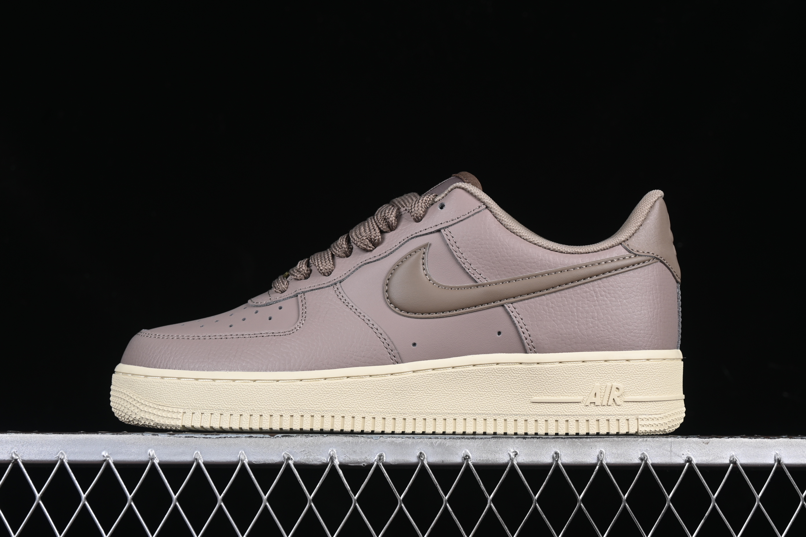 Nk Air Force 1