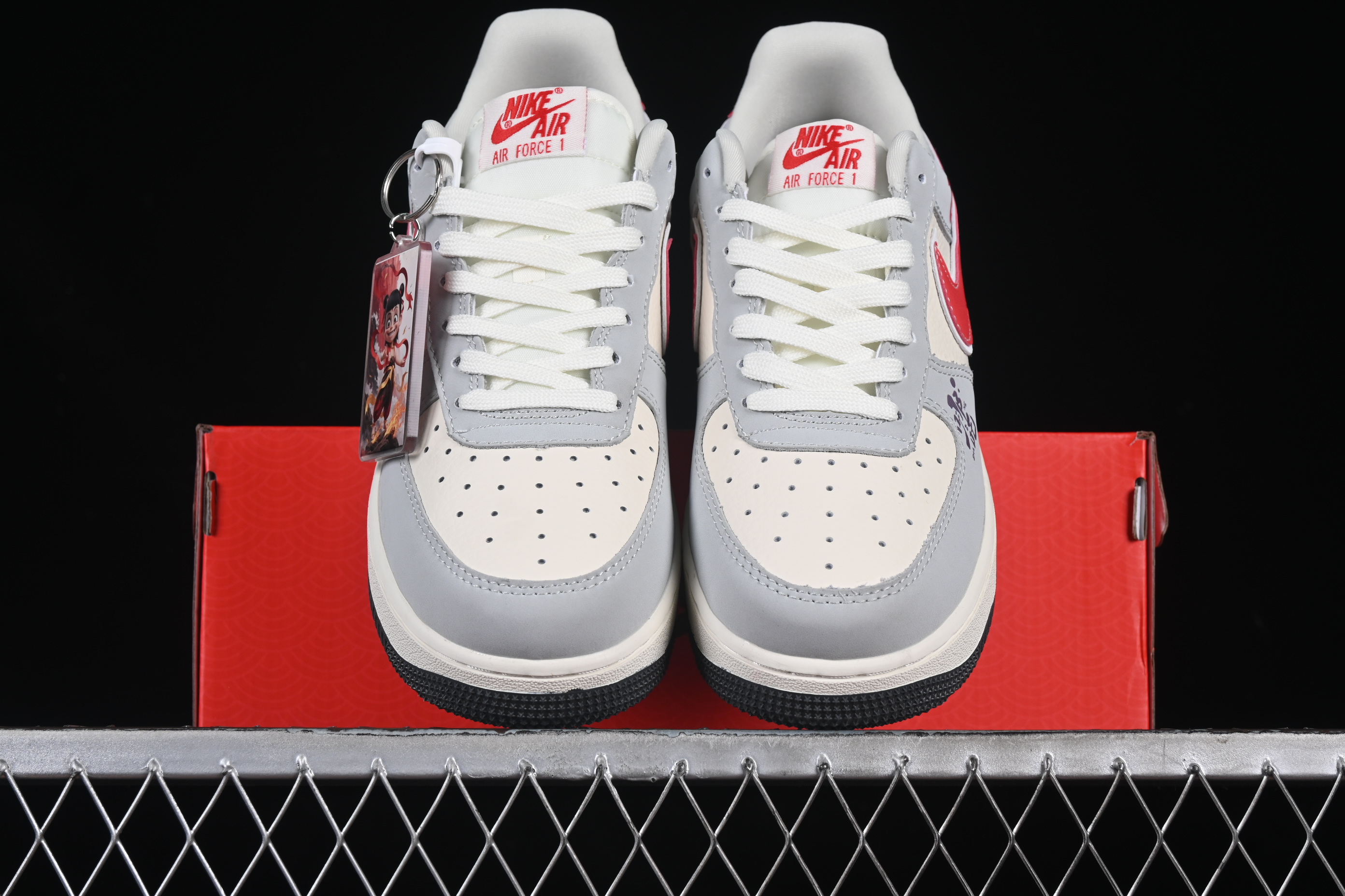 Nk Air Force 1'07 Low Nezha Collaboration Gray-red Hook DF0188-046 36-45